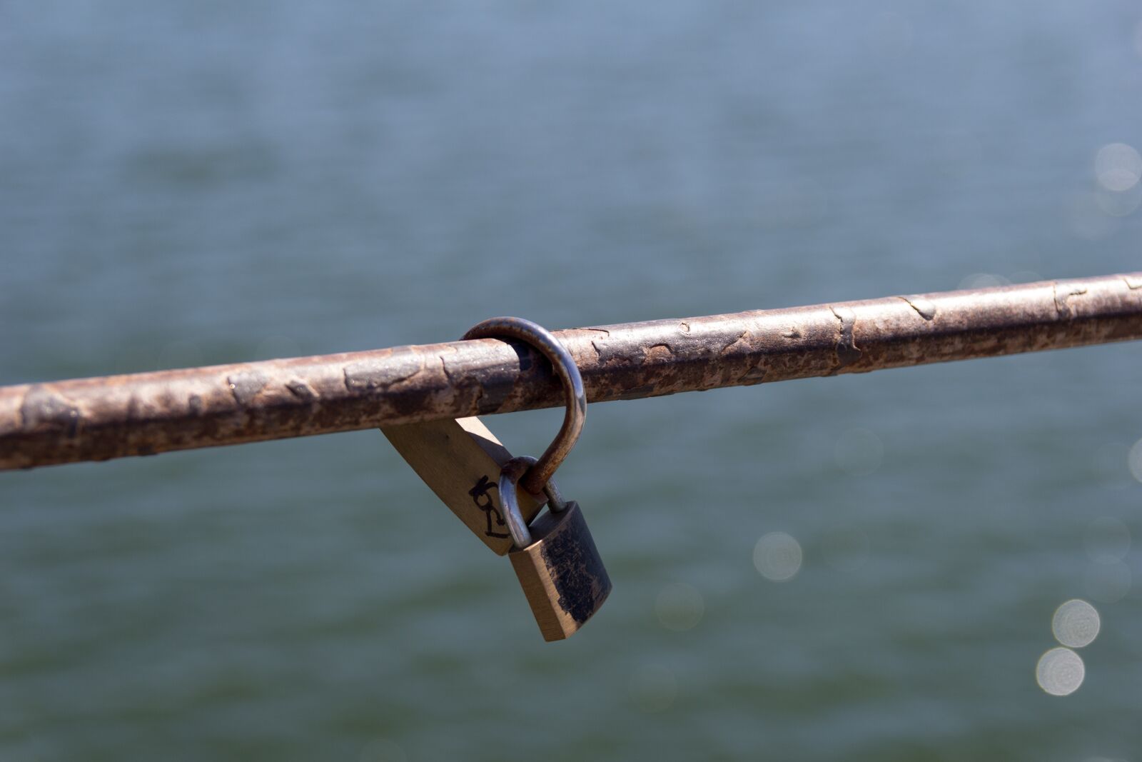 Canon EOS 60D sample photo. Padlocks, commitment, link photography