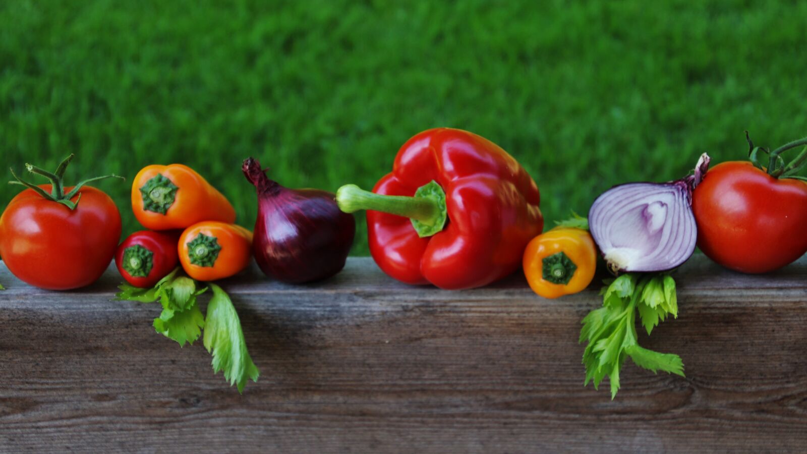 Canon EOS 80D sample photo. Vegetables, colorful, paprika photography
