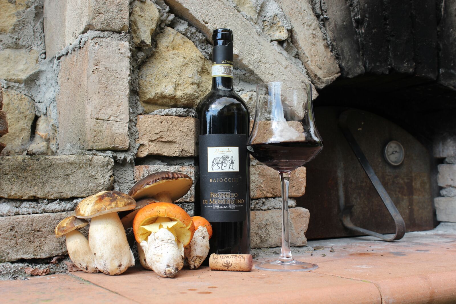 Canon EOS 600D (Rebel EOS T3i / EOS Kiss X5) sample photo. Party, wine, aperitif photography