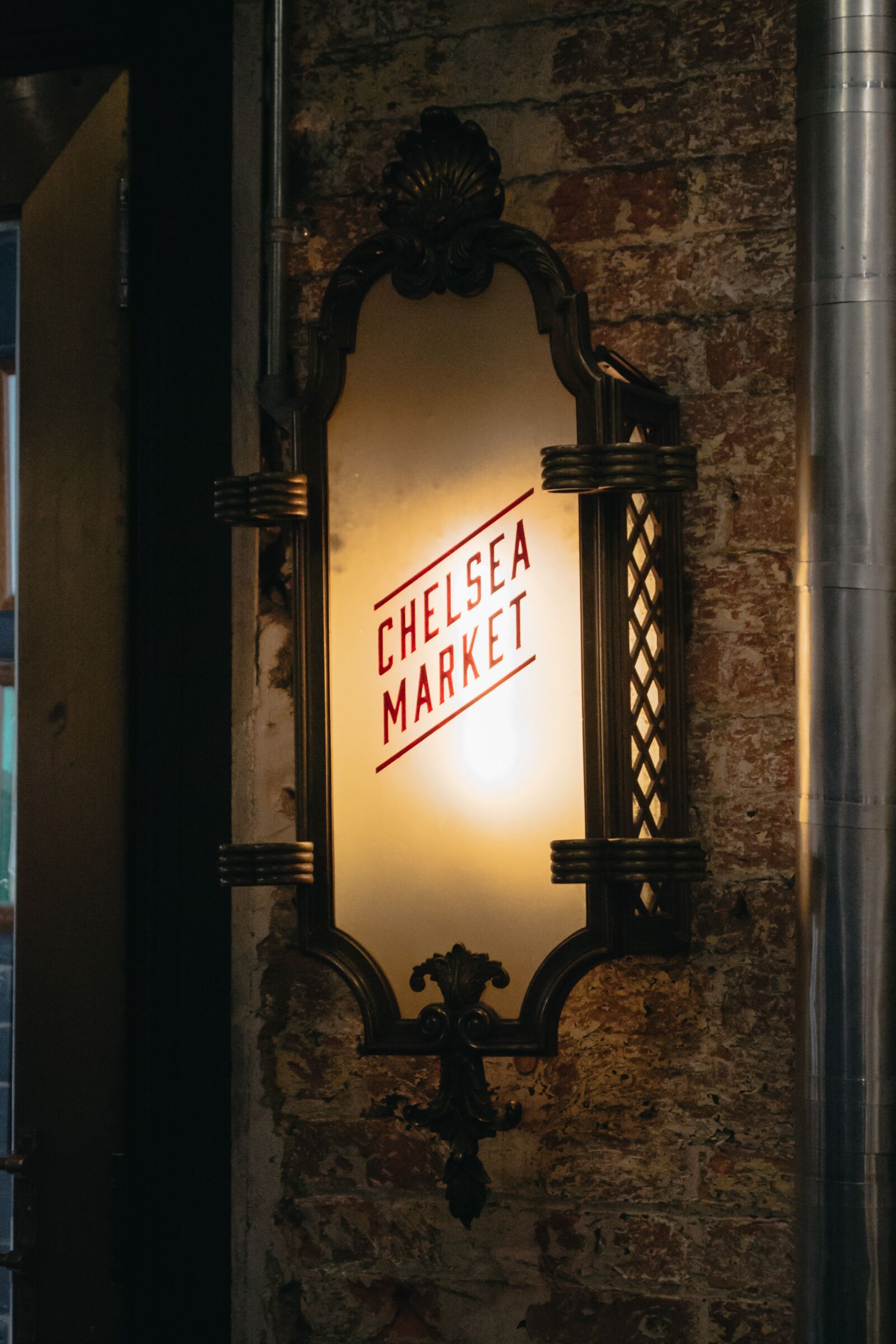 Nikon D3100 sample photo. Chelsea market, light, old photography