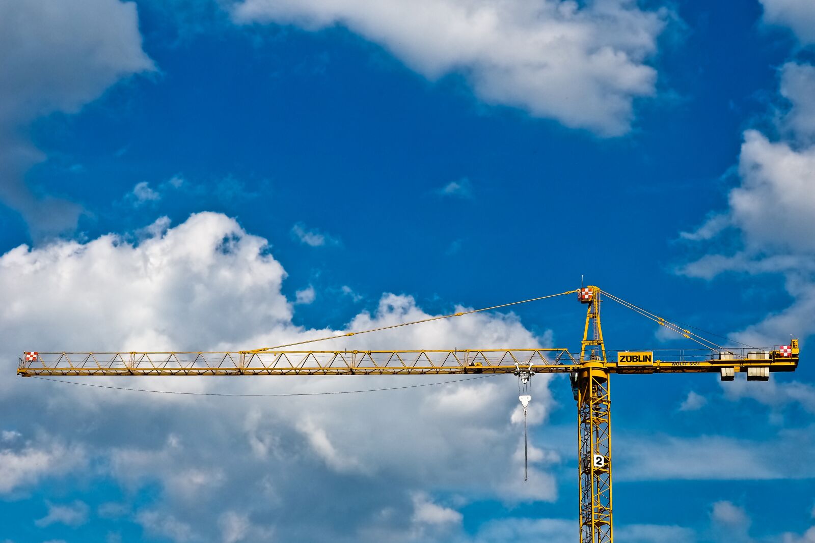 Olympus OM-D E-M10 sample photo. Baukran, crane, site photography