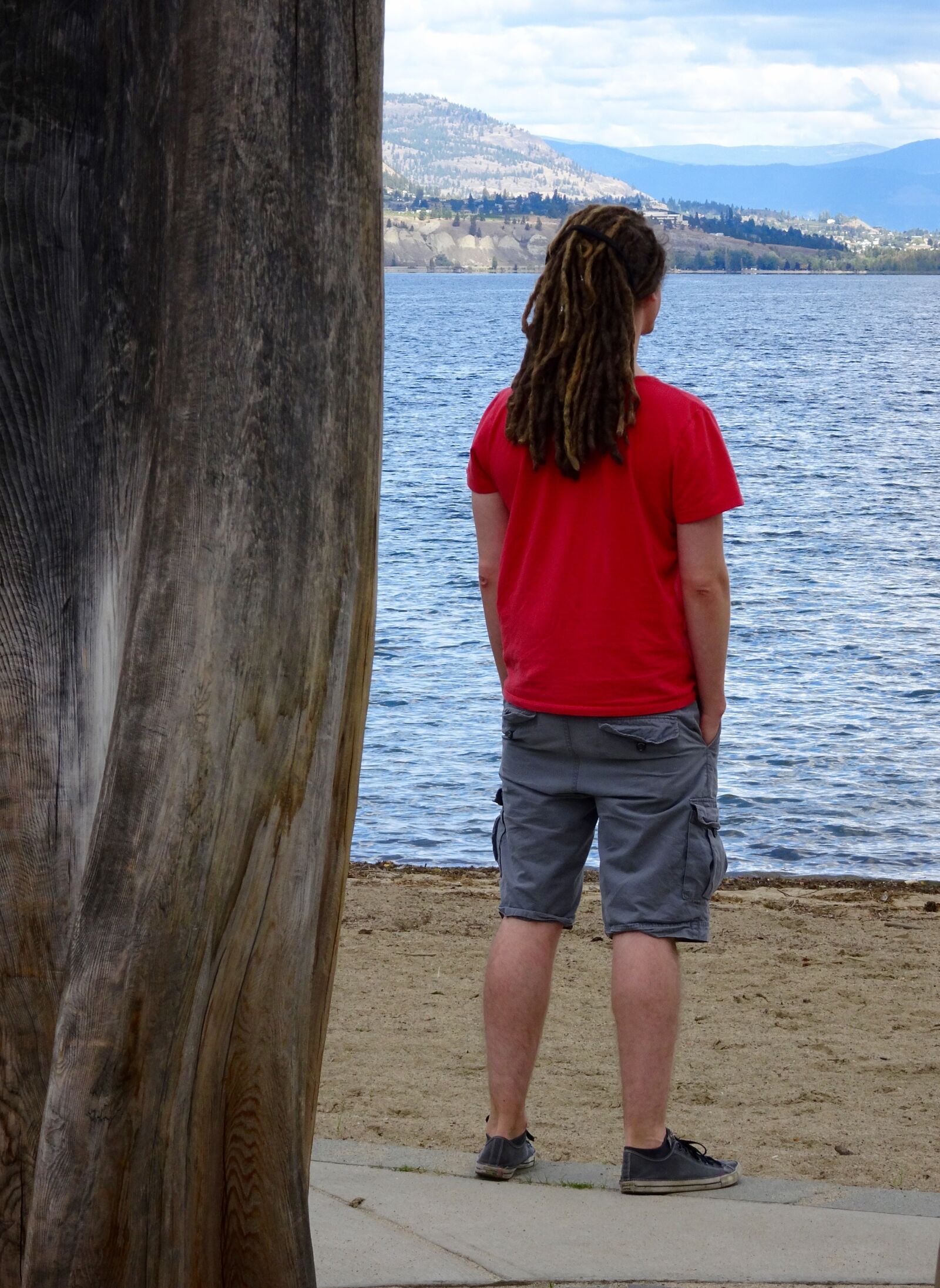 Sony Cyber-shot DSC-HX90V sample photo. Figure, contemplation, man photography