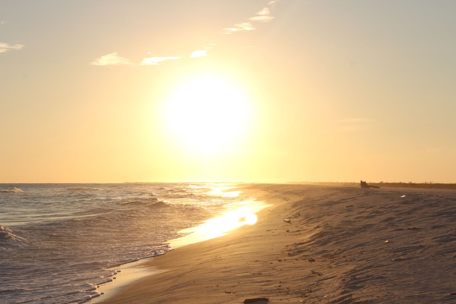 Canon EOS 1200D (EOS Rebel T5 / EOS Kiss X70 / EOS Hi) sample photo. Beach, sun, wave photography