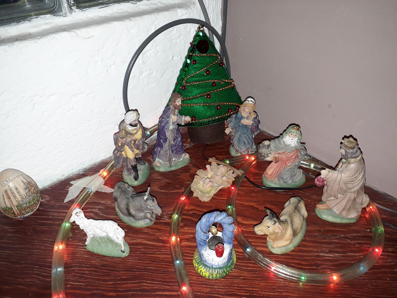 Samsung Galaxy J7 Prime sample photo. Christmas, birth, magi photography