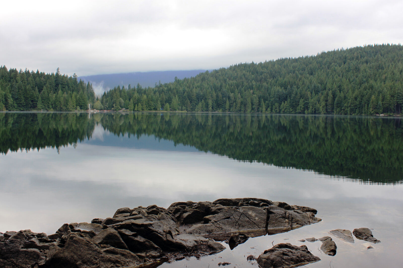 Canon EOS 500D (EOS Rebel T1i / EOS Kiss X3) sample photo. Nature, water, lake, vancouver photography