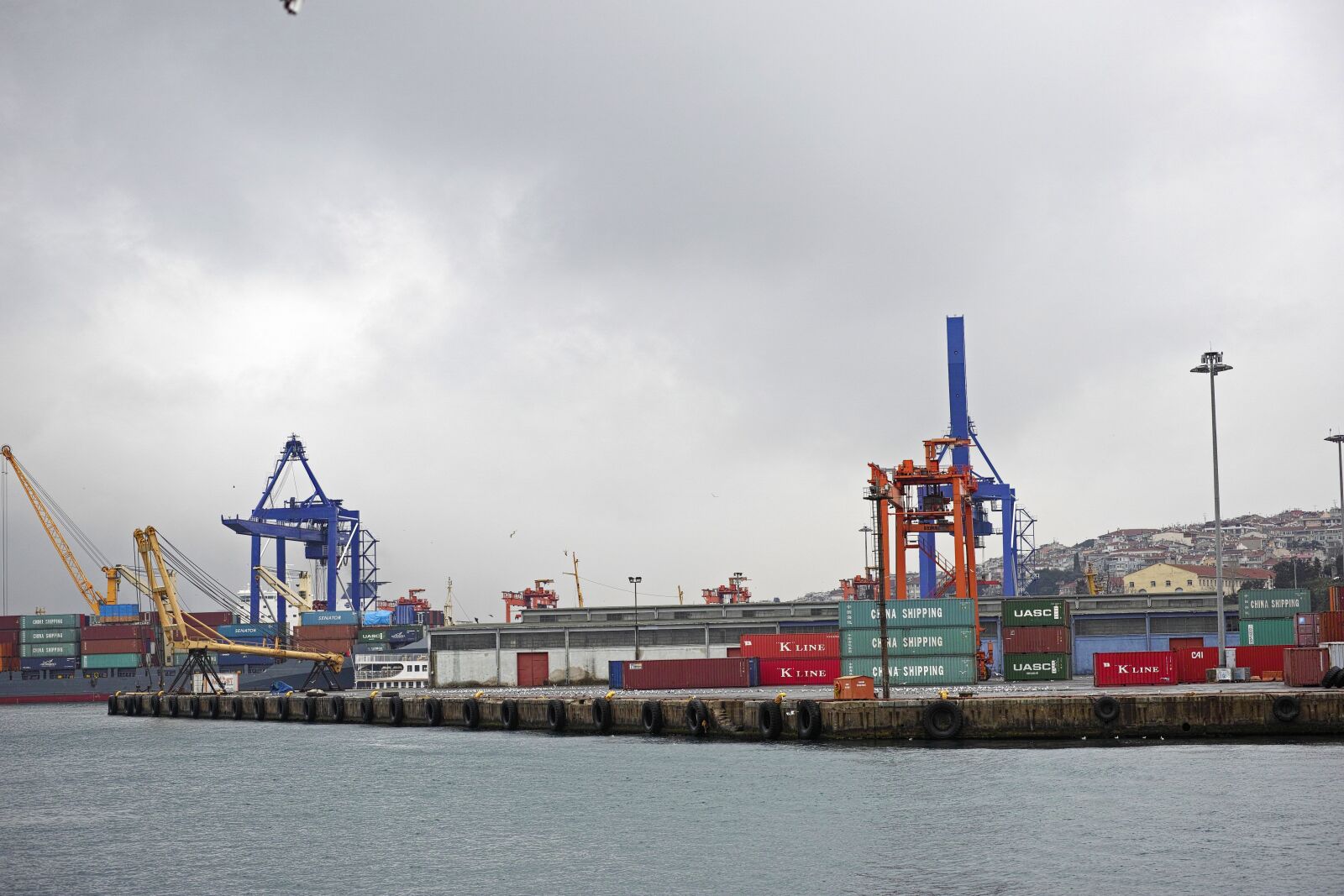 Sigma DP3 Merrill sample photo. Shipping, port, ship photography