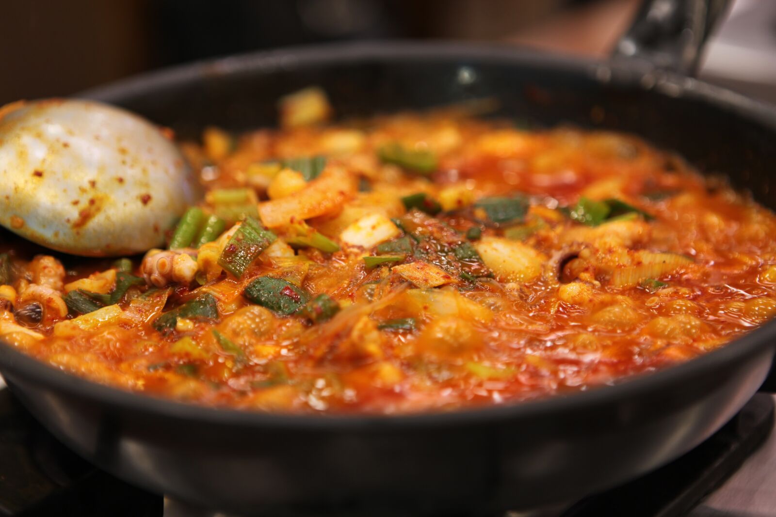 Canon EOS 5D Mark II sample photo. Meal, dish, pan photography
