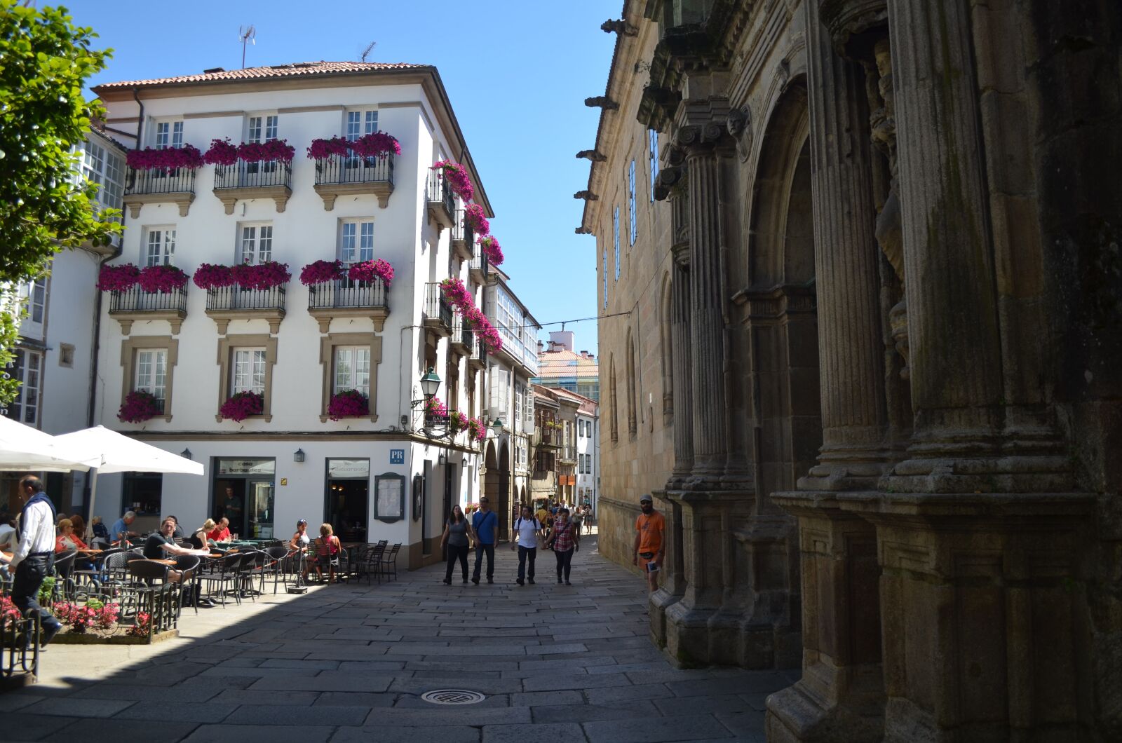 Nikon D5100 sample photo. Santiago, window, granite photography
