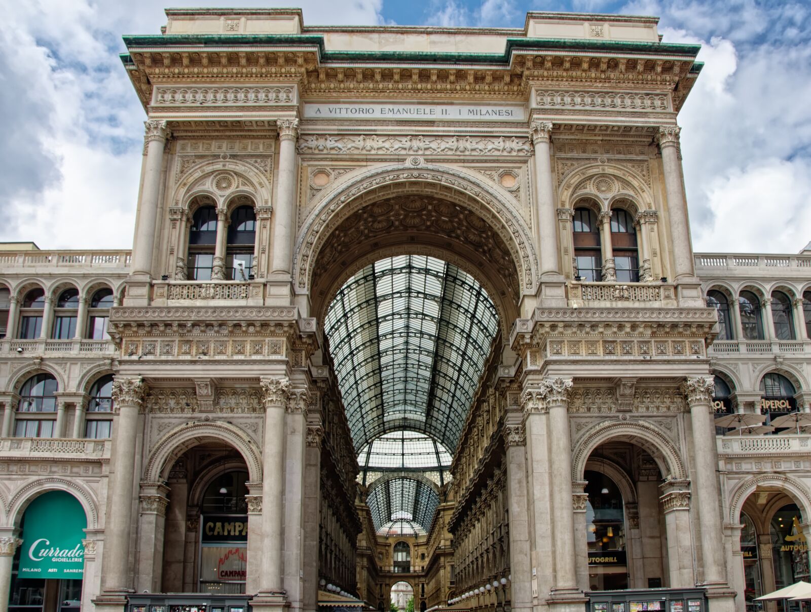 Nikon D7000 sample photo. Italy, milan, viktor-emanuel-galerie photography