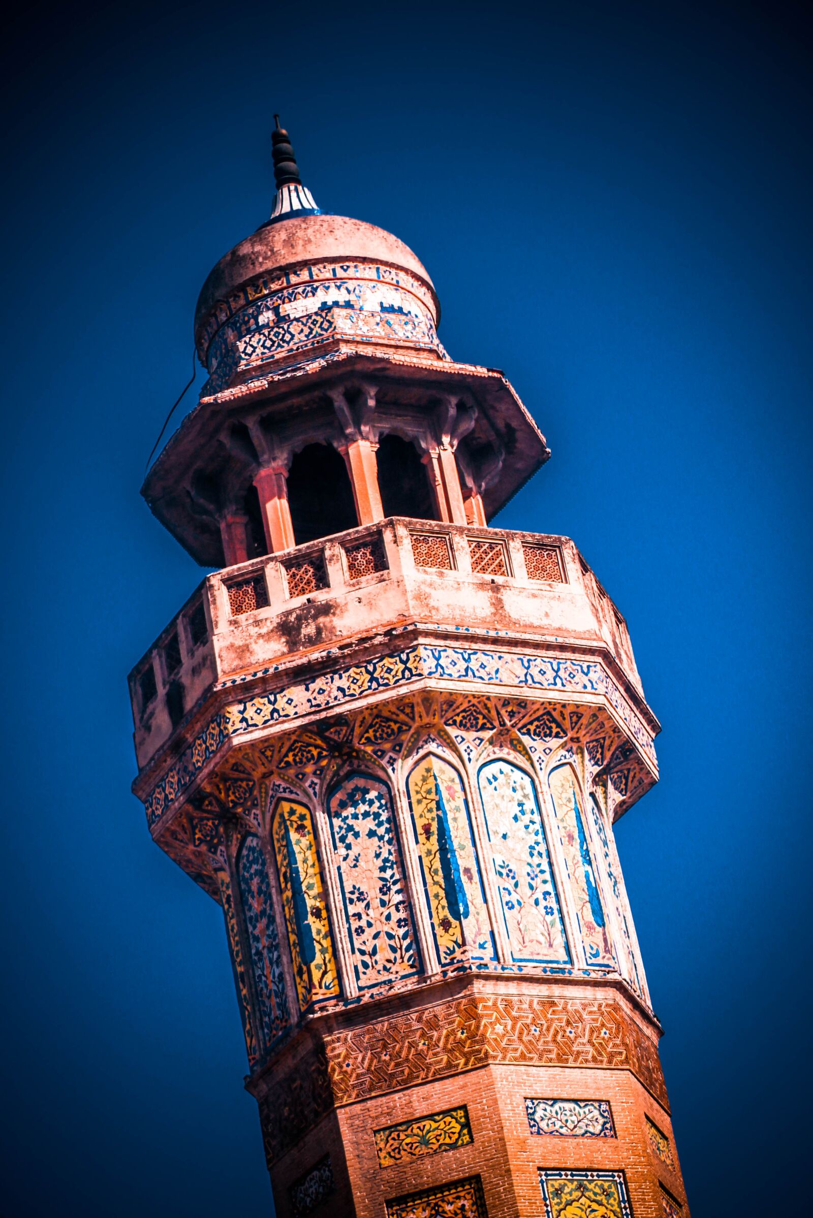 Canon EOS 1200D (EOS Rebel T5 / EOS Kiss X70 / EOS Hi) sample photo. Wazir khan, lahore, masjid photography