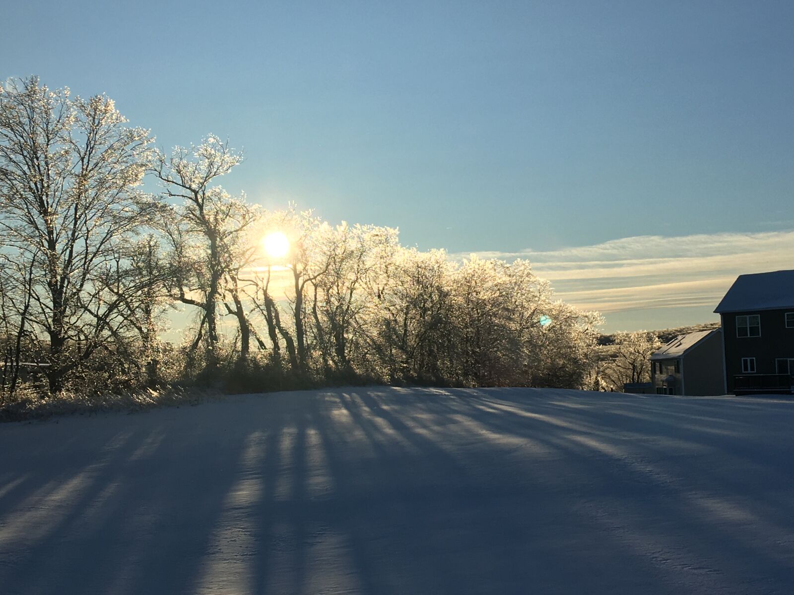 Apple iPhone SE sample photo. Sunset, winter, icy photography
