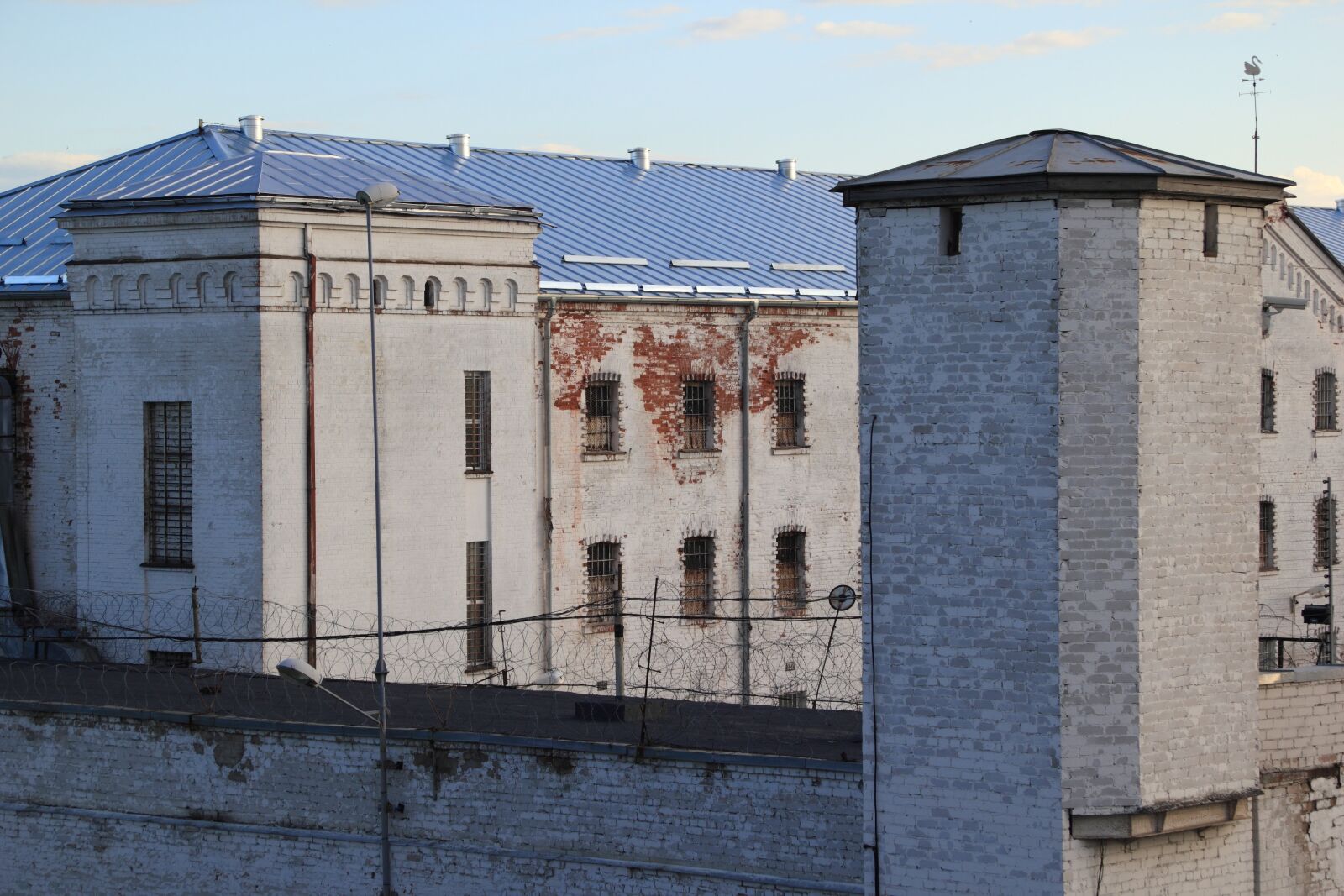 Canon EOS 550D (EOS Rebel T2i / EOS Kiss X4) sample photo. Latvia, daugavpils, prison photography