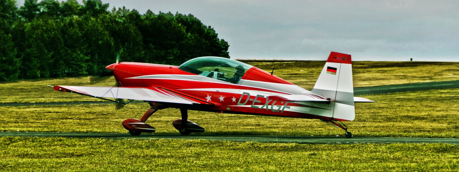 Panasonic Lumix DMC-FZ1000 sample photo. Aircraft, piston-single, start photography