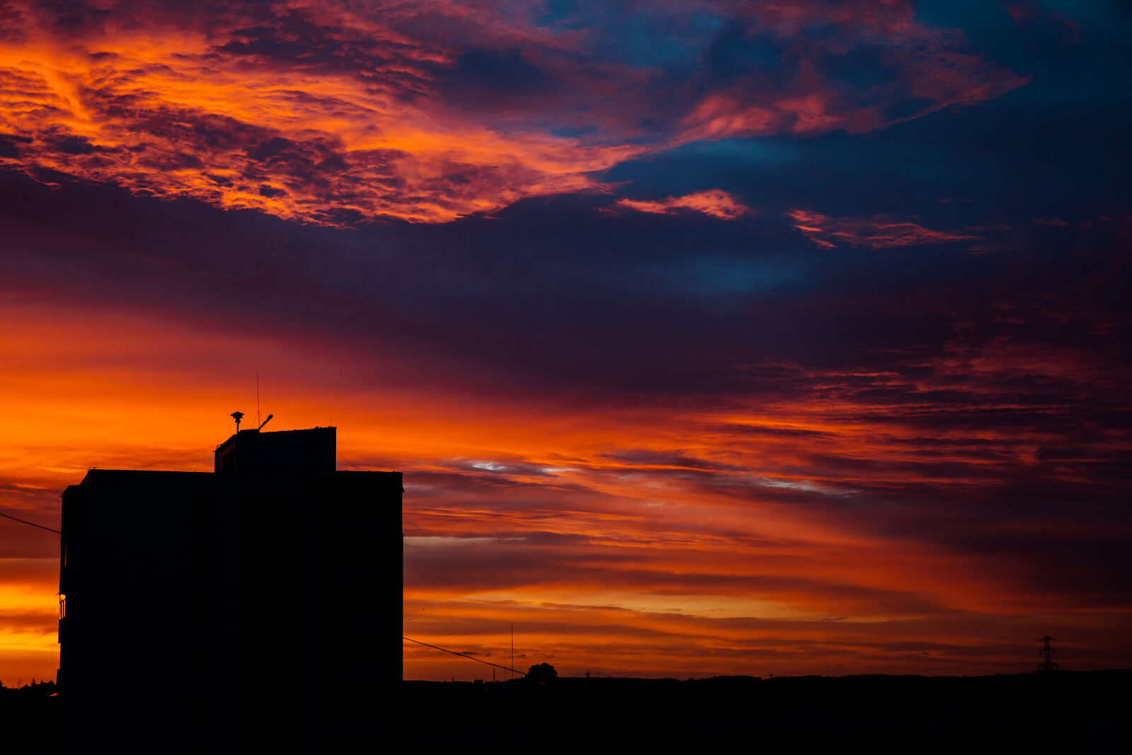 Canon EF 24-105mm F4L IS USM sample photo. Beautiful, clouds, dark, red photography