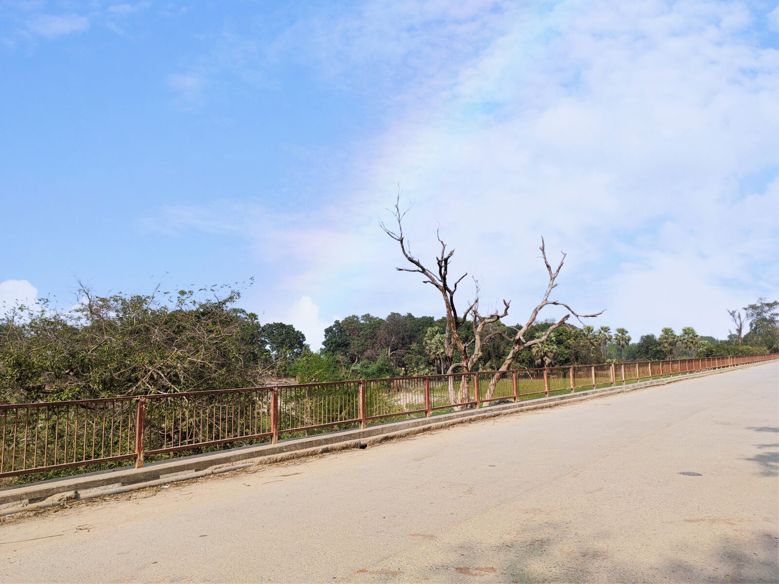 Xiaomi Redmi K20 sample photo. Road, sky, colour sky photography