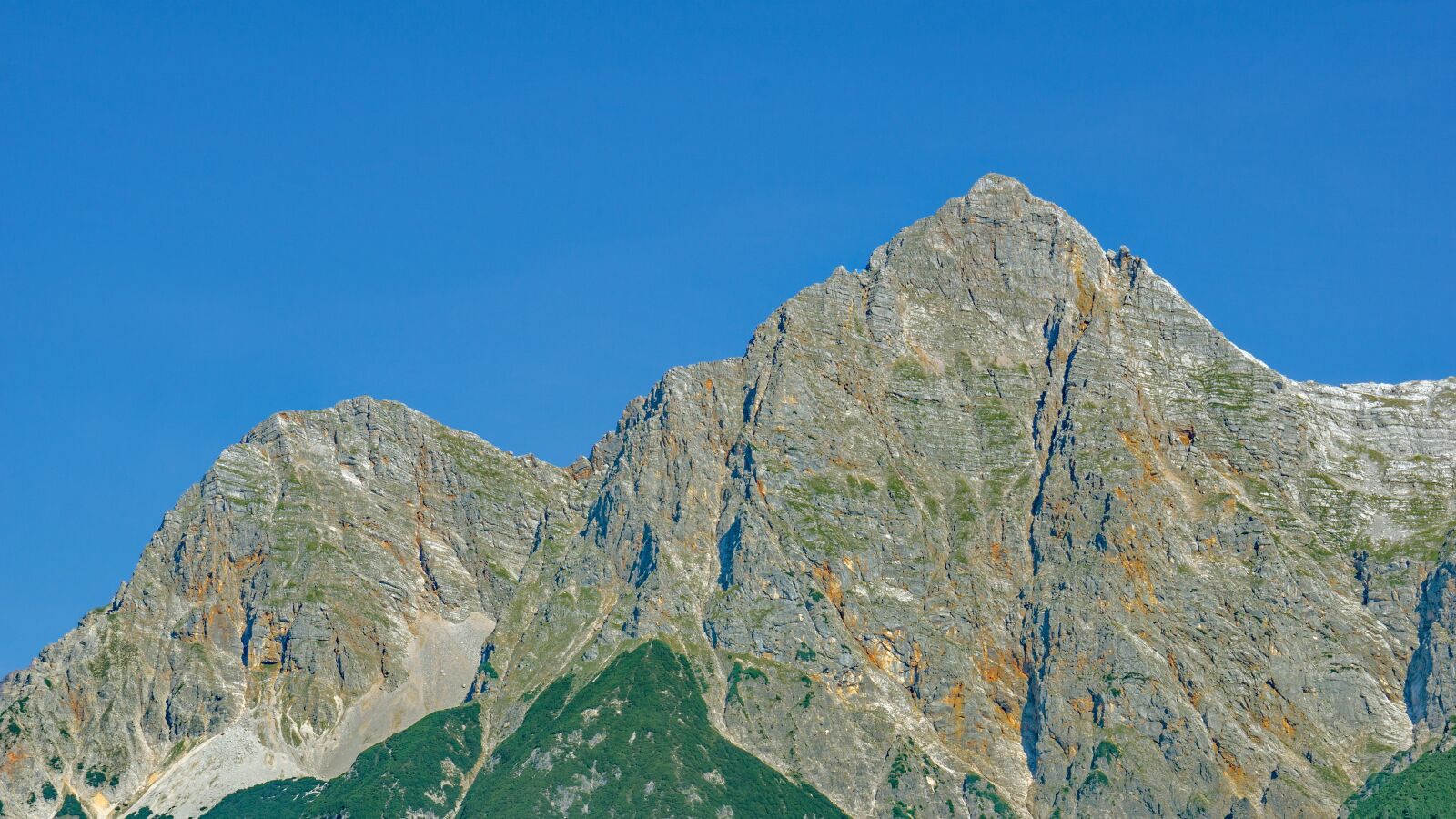 Sony a6000 sample photo. Mountains, mountain range, peak photography