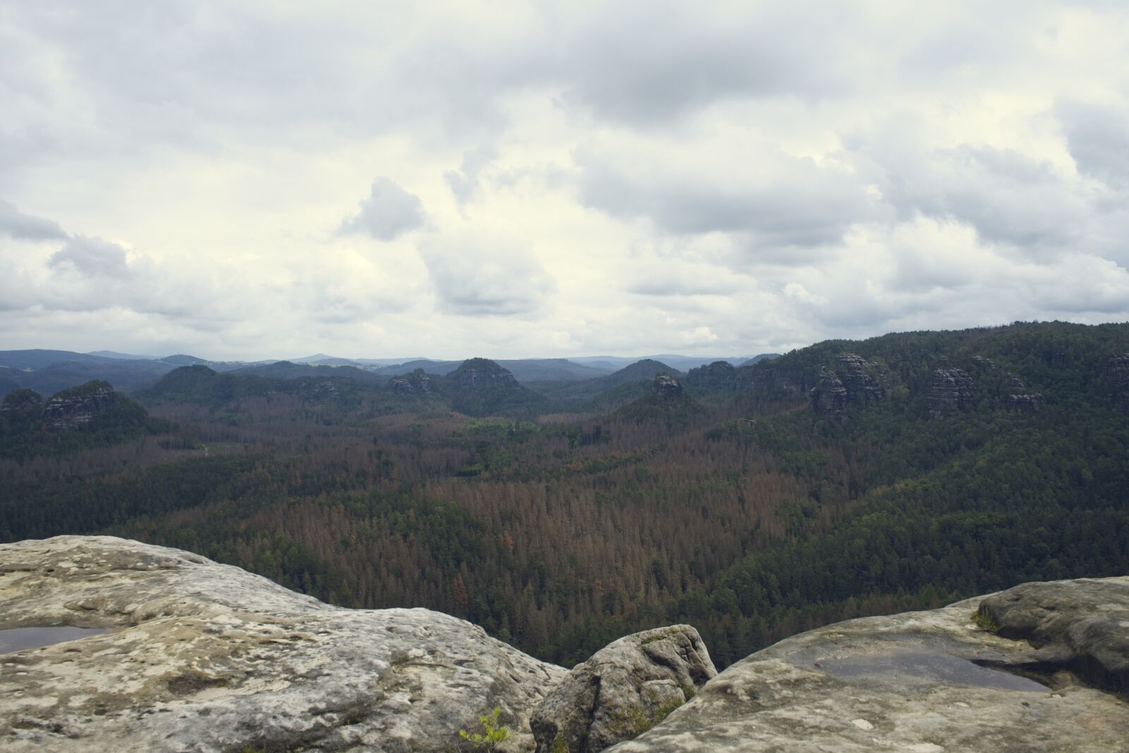 Sony FE 28-70mm F3.5-5.6 OSS sample photo. Panorama, landscape, mountains photography