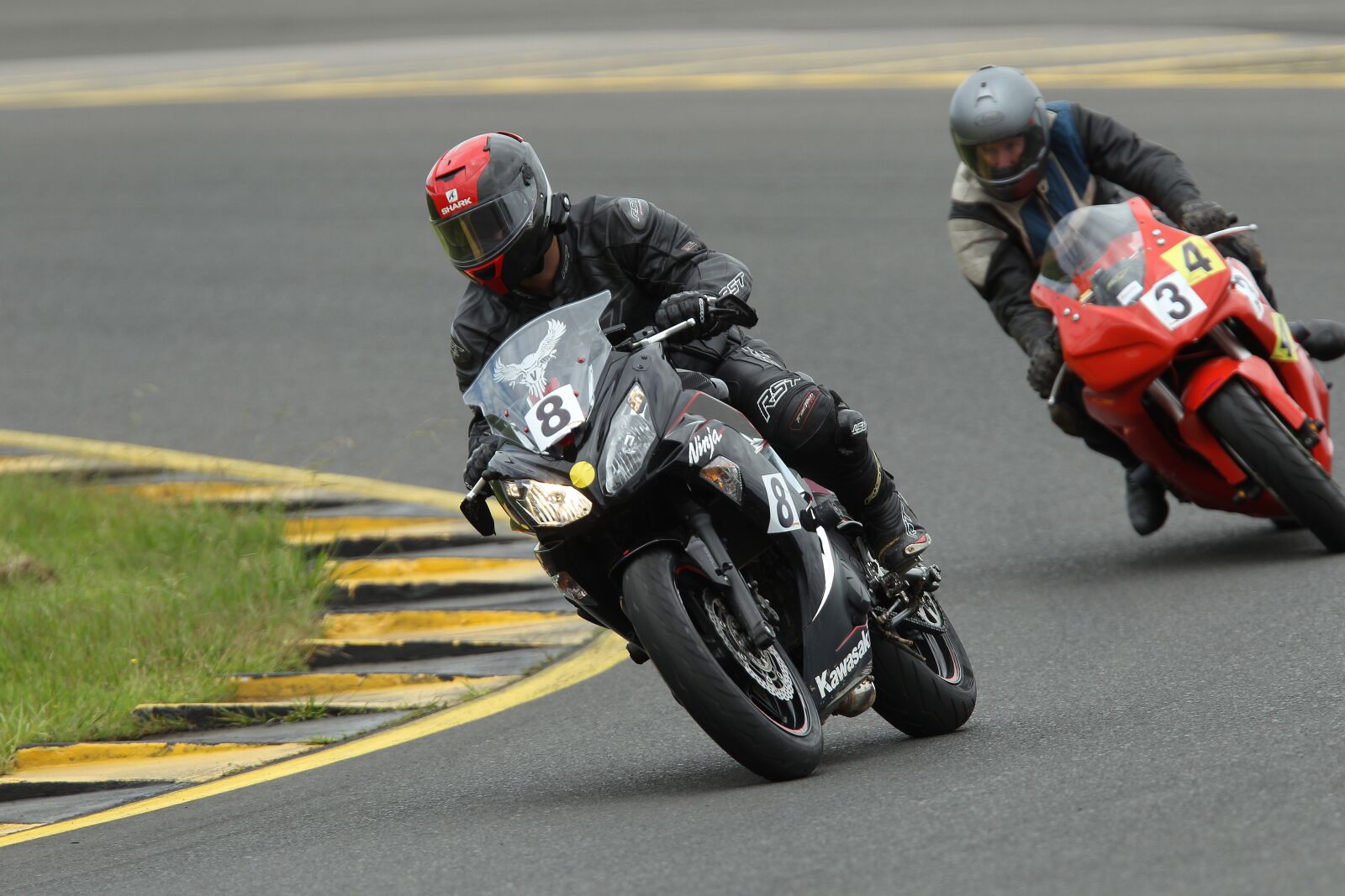 Canon EOS-1D Mark IV sample photo. Biker, speed, gear photography