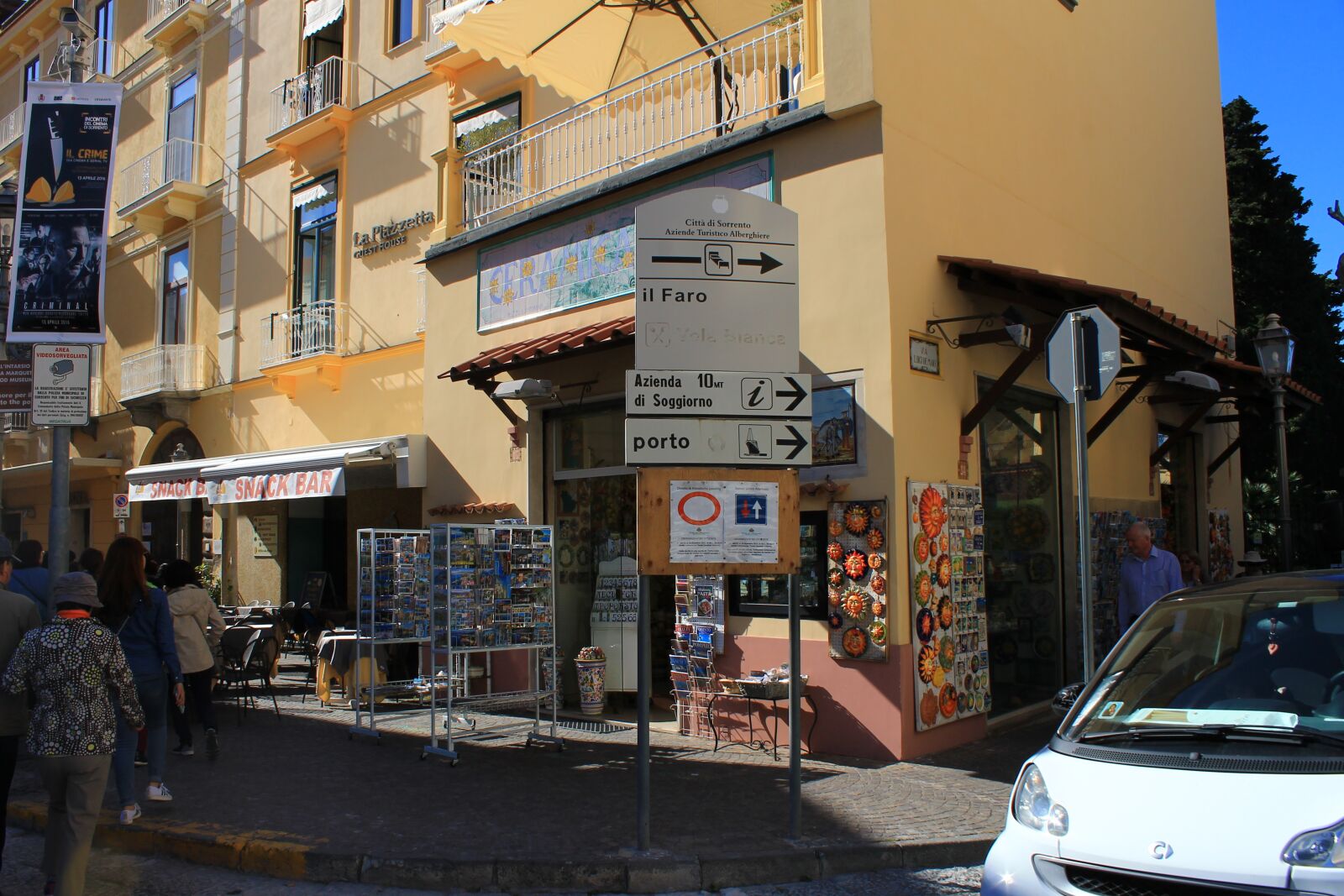 Canon EOS 1100D (EOS Rebel T3 / EOS Kiss X50) sample photo. Sorrento, cityscape, caffe photography