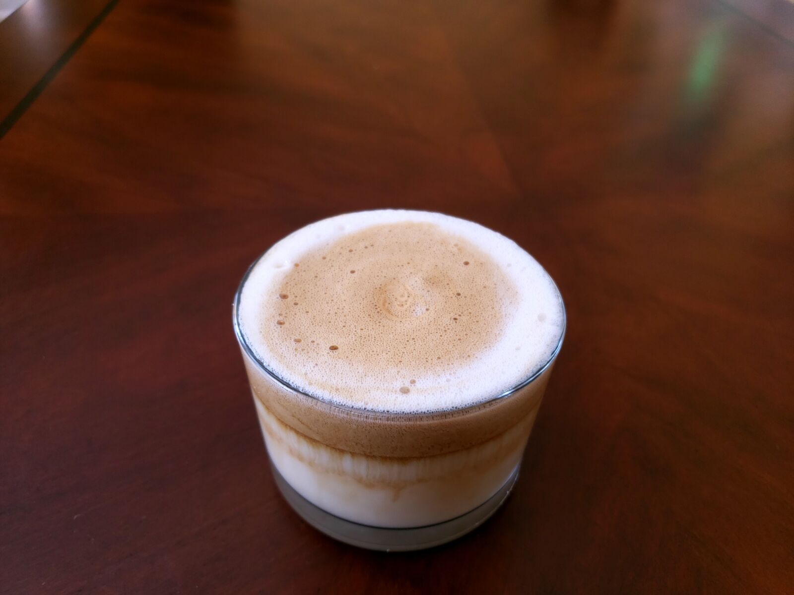 Samsung Galaxy Note9 sample photo. Latte, coffee, foam photography