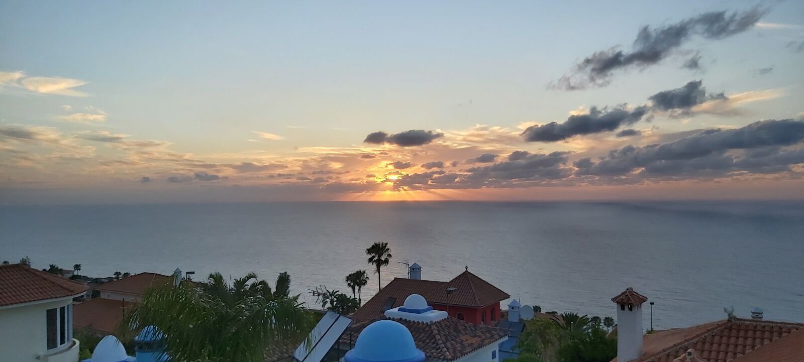 Samsung Galaxy A70 sample photo. Tenerife, sunset, clouds photography