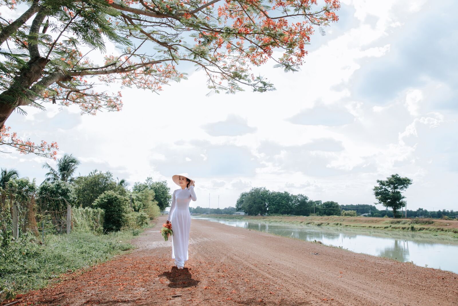 Nikon D750 sample photo. Portrait, aodai, girl photography