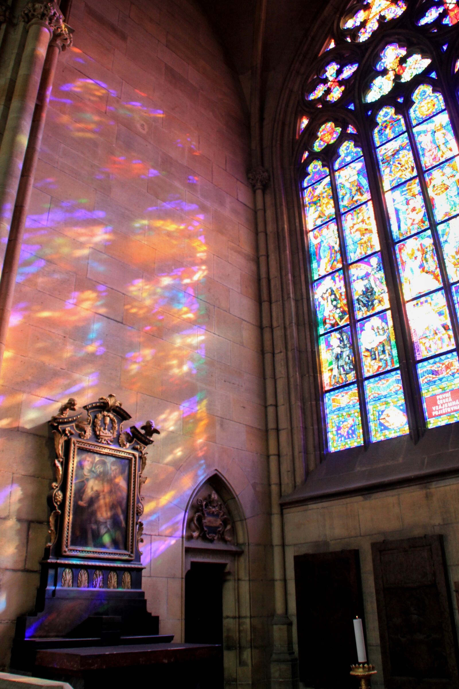 Canon EOS 1100D (EOS Rebel T3 / EOS Kiss X50) sample photo. Church, gothic, temple photography