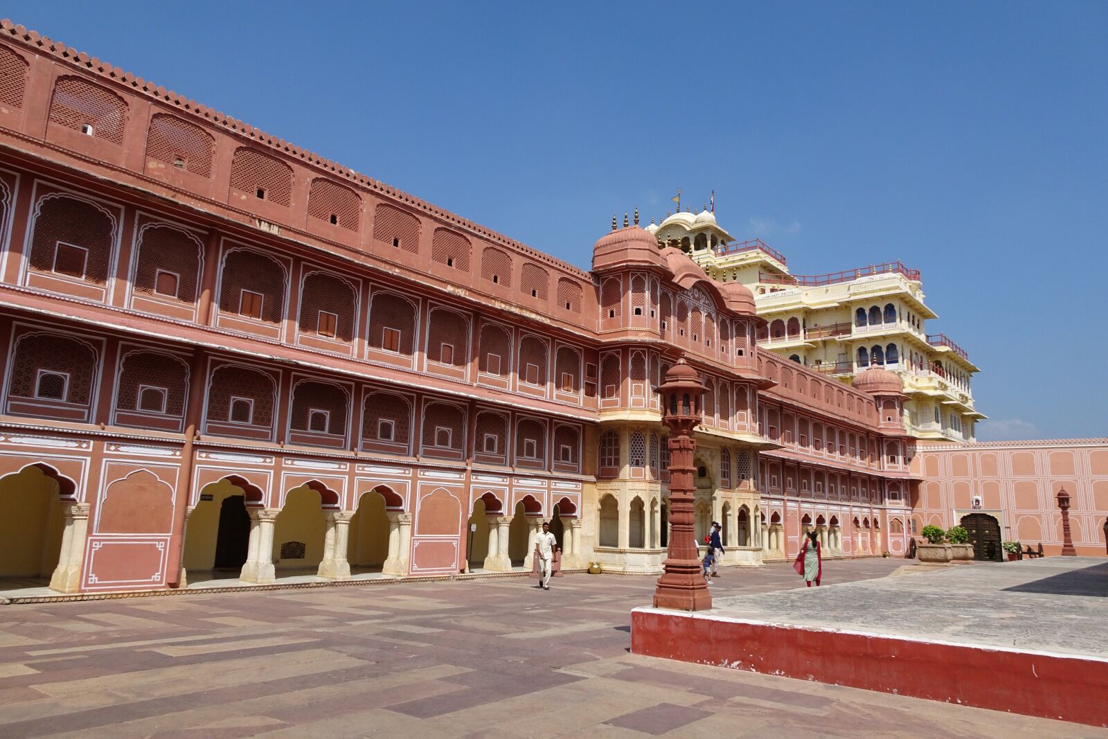 Sony Cyber-shot DSC-HX90V sample photo. City palace, architecture, landmark photography