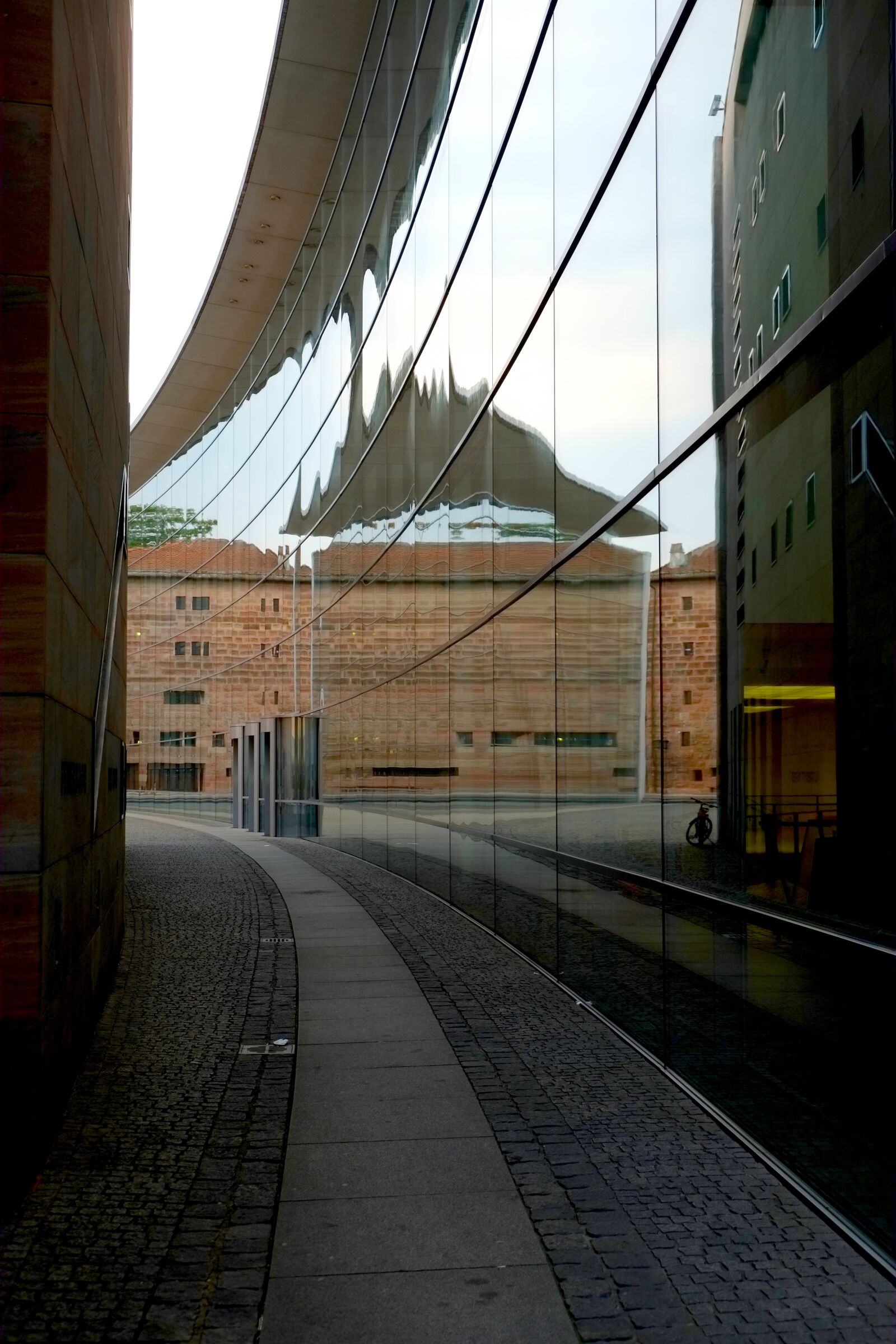 Fujifilm X-E1 sample photo. Building, modern, architecture photography