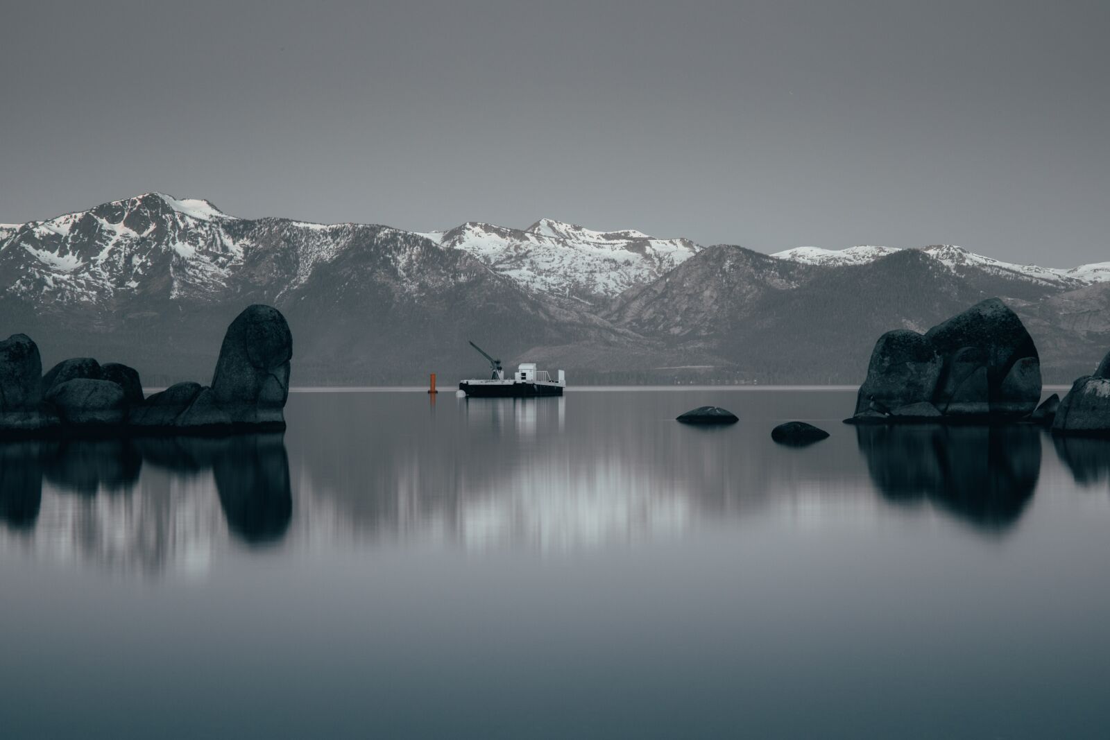 Canon RF 24-105mm F4L IS USM sample photo. Lake, water, landscape photography