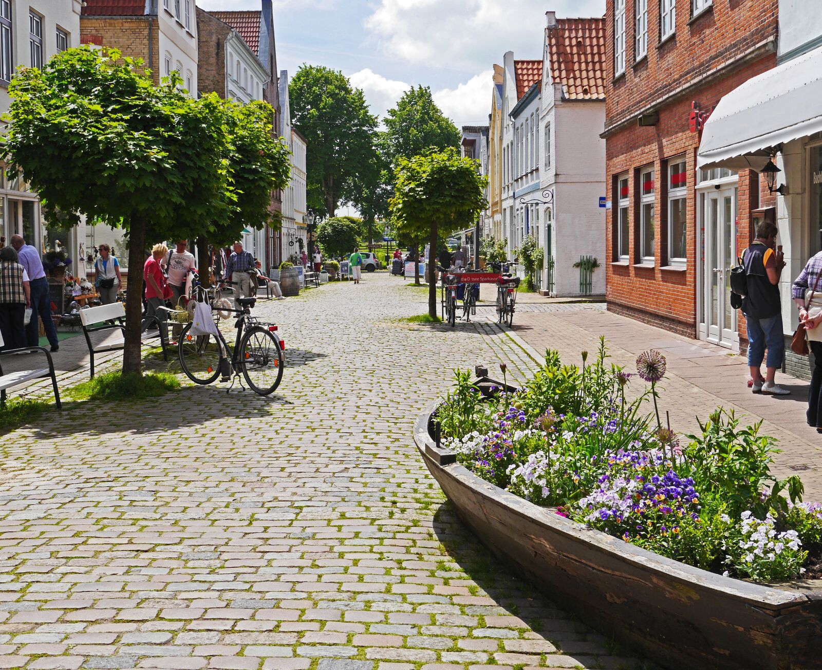 Panasonic Lumix DMC-GH3 sample photo. Friedrichstadt, dutch settlement, gabled photography