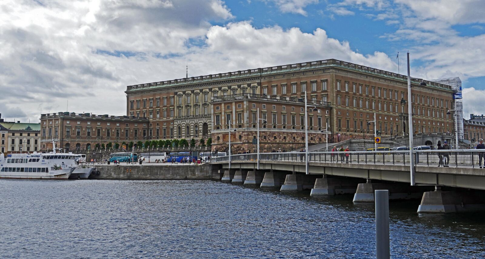 Panasonic Lumix DMC-GX8 sample photo. Stockholm, royal castle, stadtschloss photography