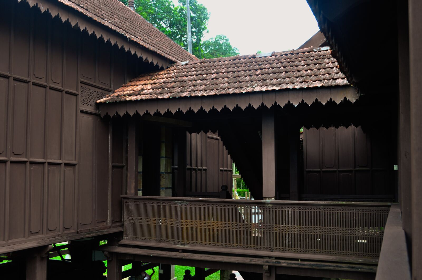 Nikon D5000 sample photo. House, malay, traditional photography