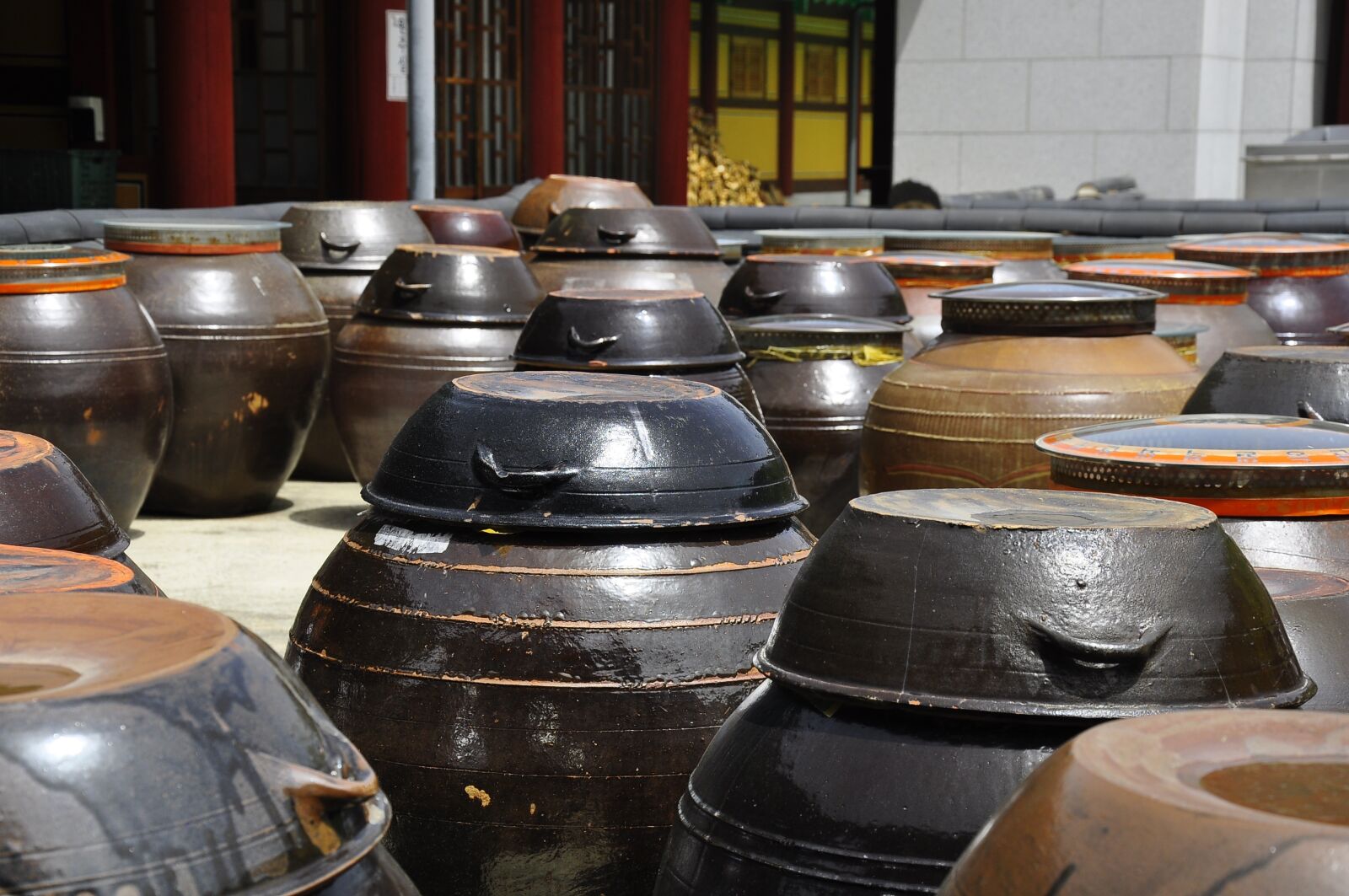 Nikon D90 sample photo. Kimchie, south korea, pots photography
