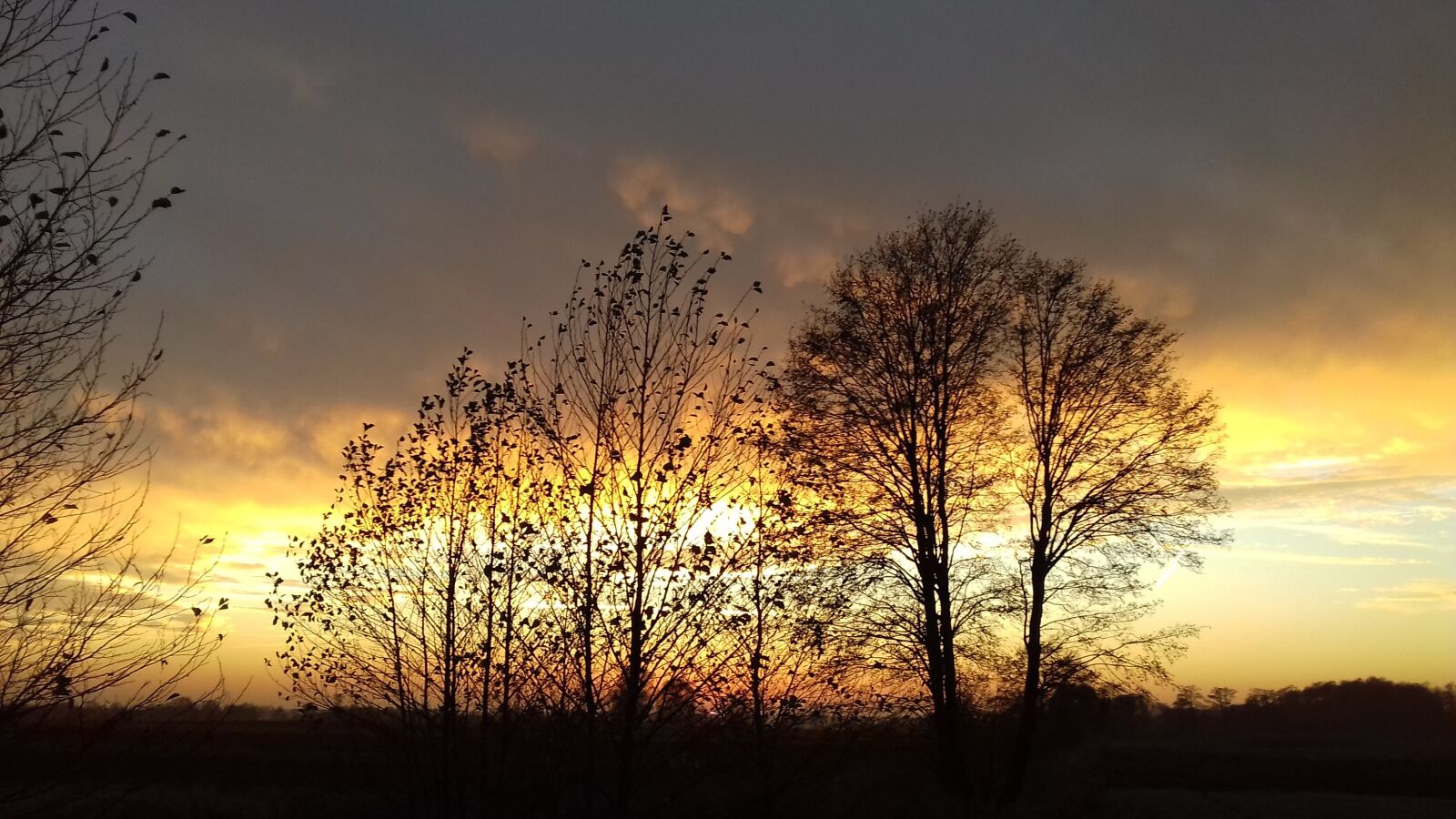 Samsung Galaxy J3(2016) sample photo. Sunset, clouds, sky photography