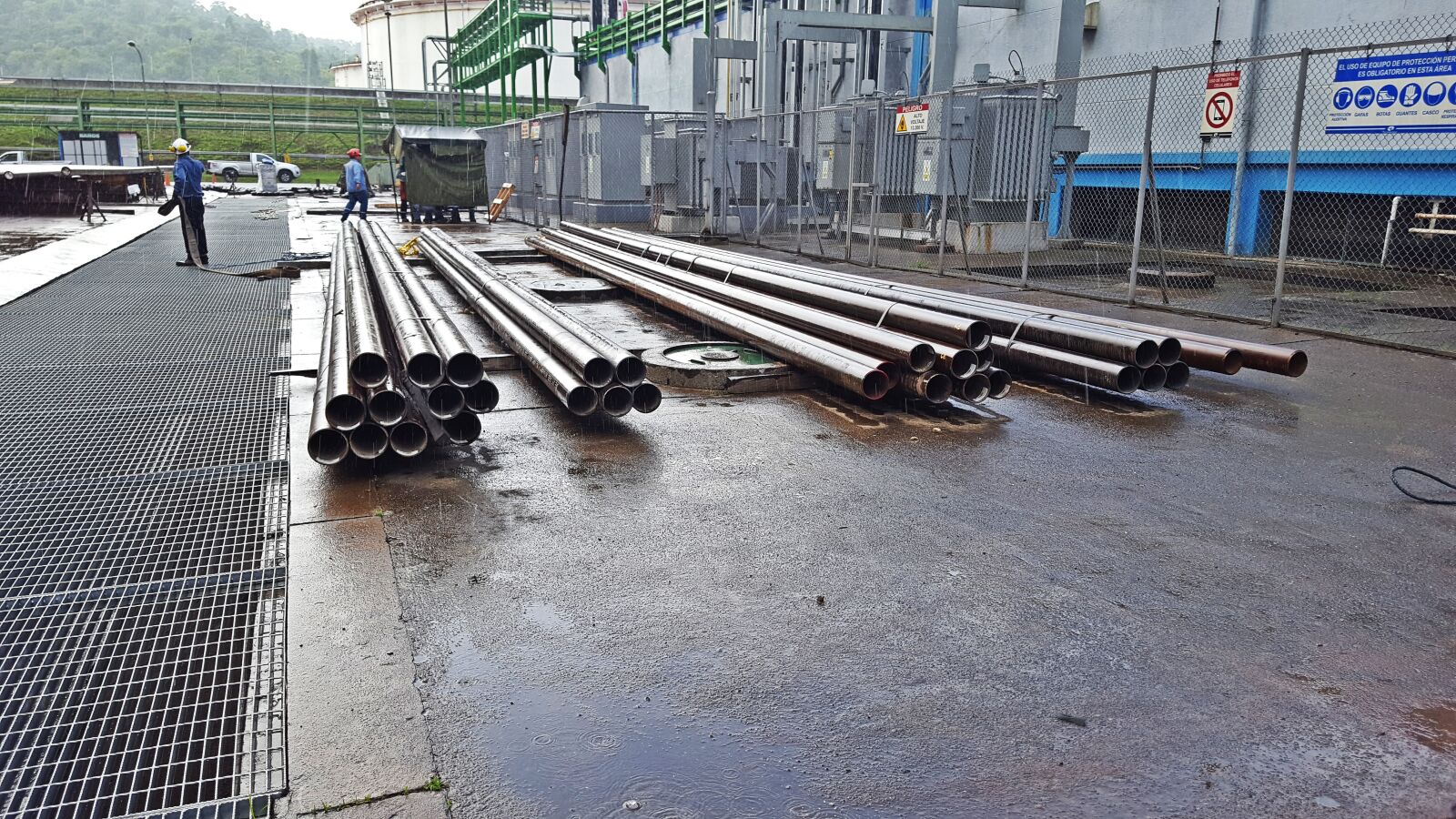 Samsung GALAXY S6 edge sample photo. Petroleum, pipe, oil photography