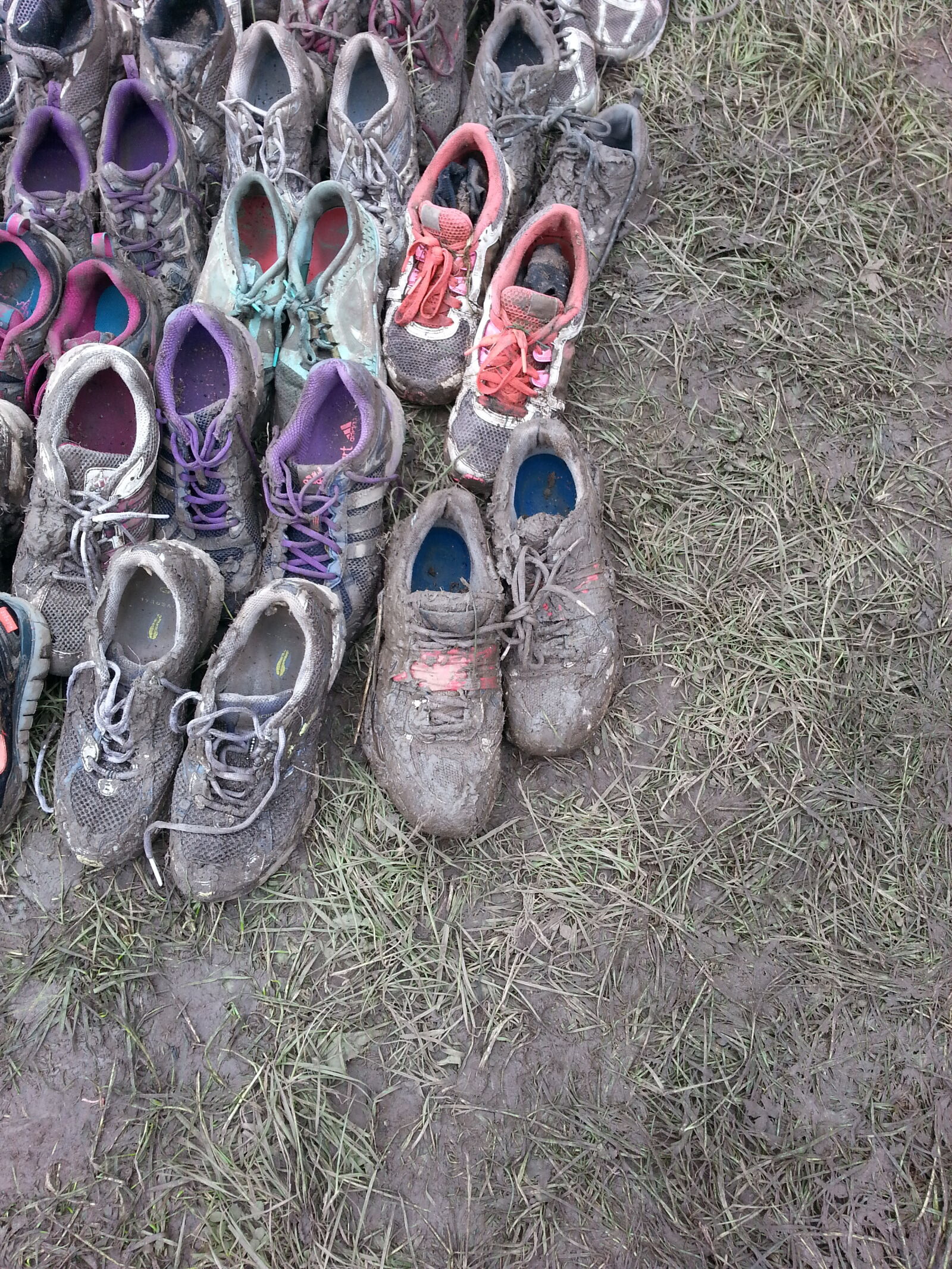 Samsung Galaxy S3 sample photo. Mud, muddy, shoes, trainers photography