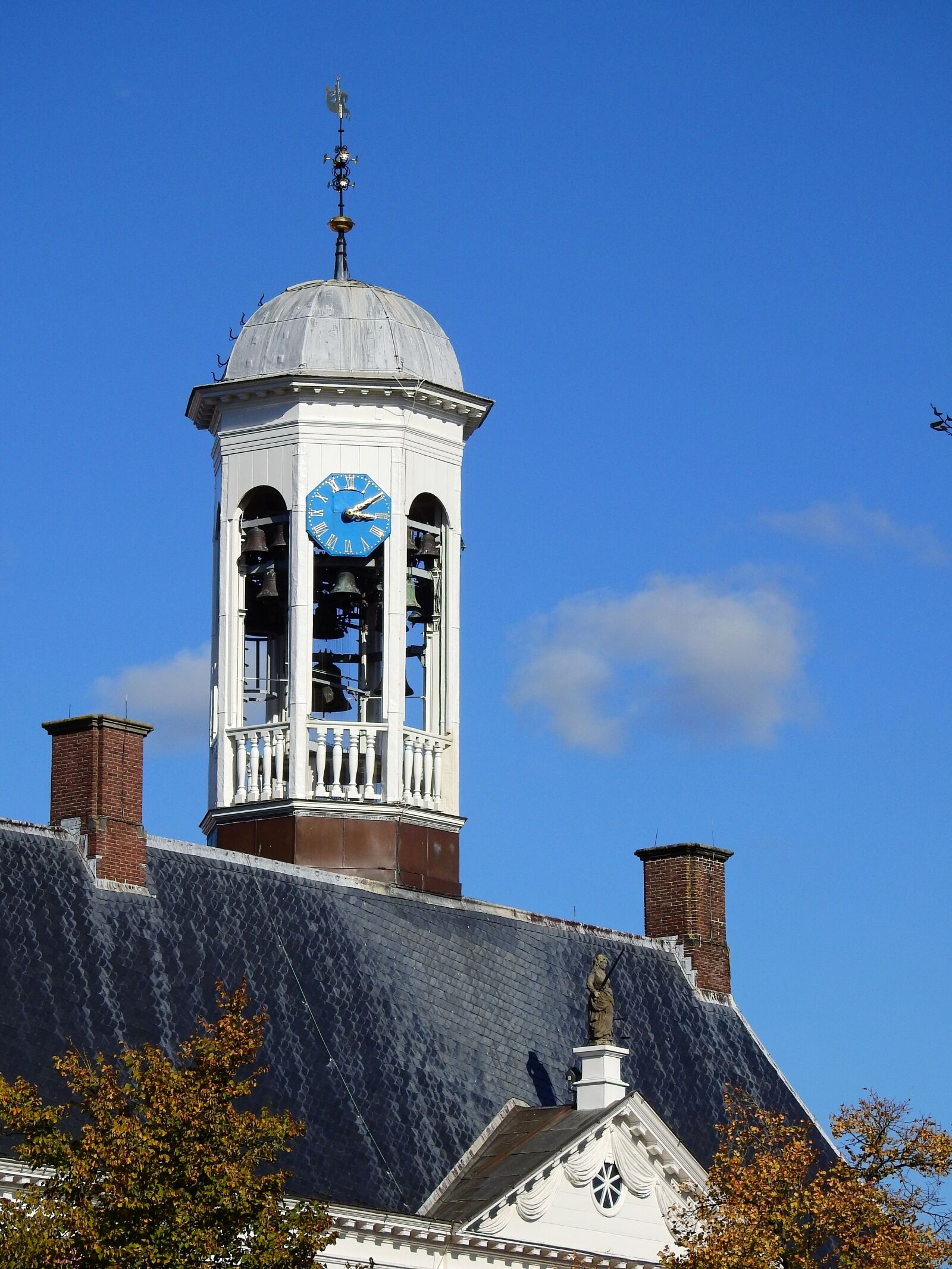 Nikon Coolpix P900 sample photo. Church, steeple, building photography