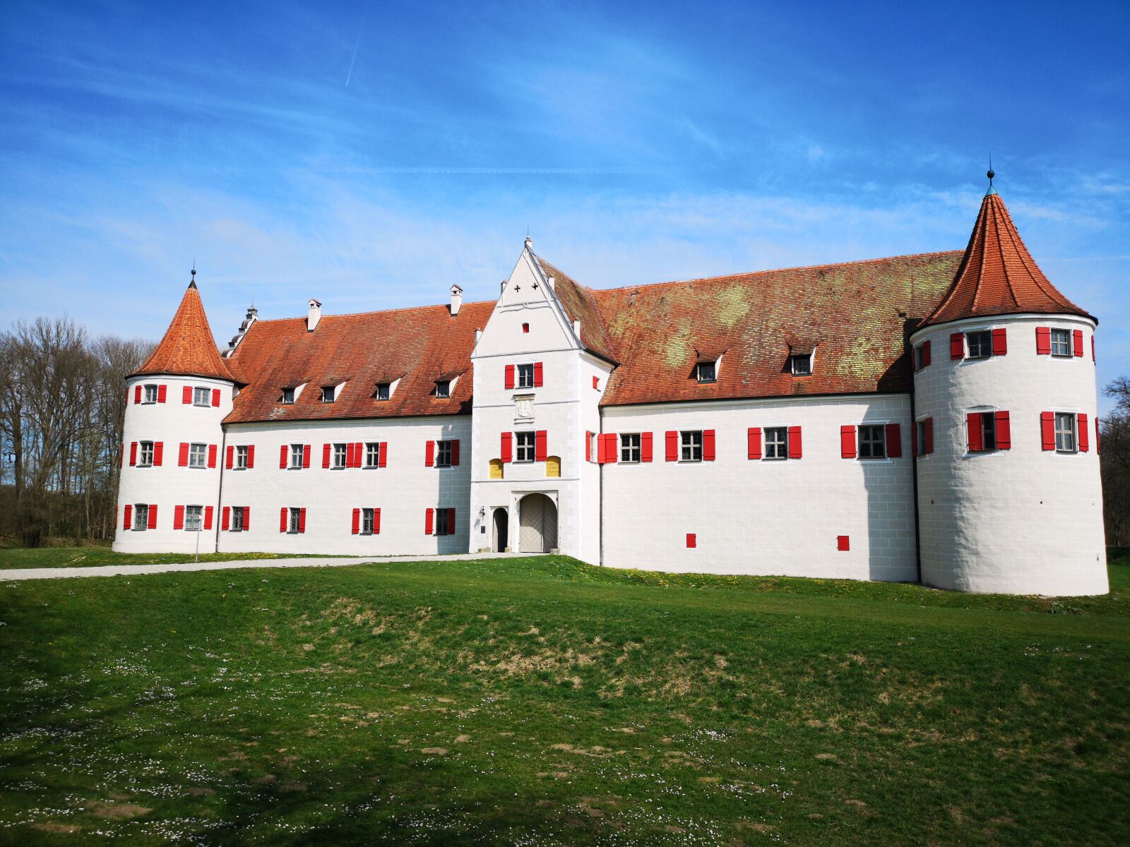 HUAWEI CLT-L29 sample photo. Neuburg, castle, blue photography
