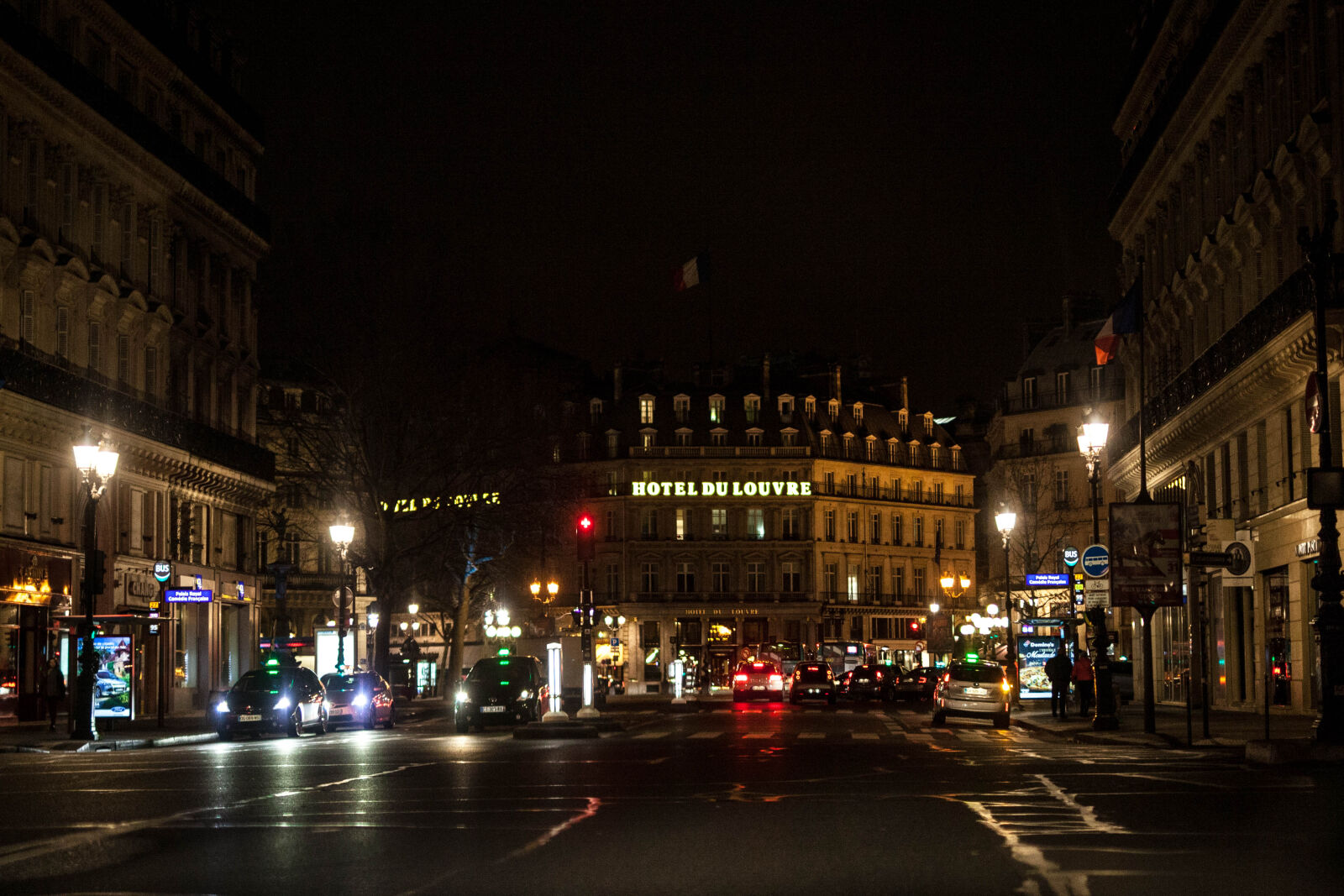 Canon EOS 5D Mark II + Sigma 50mm F1.4 EX DG HSM sample photo. Night photography