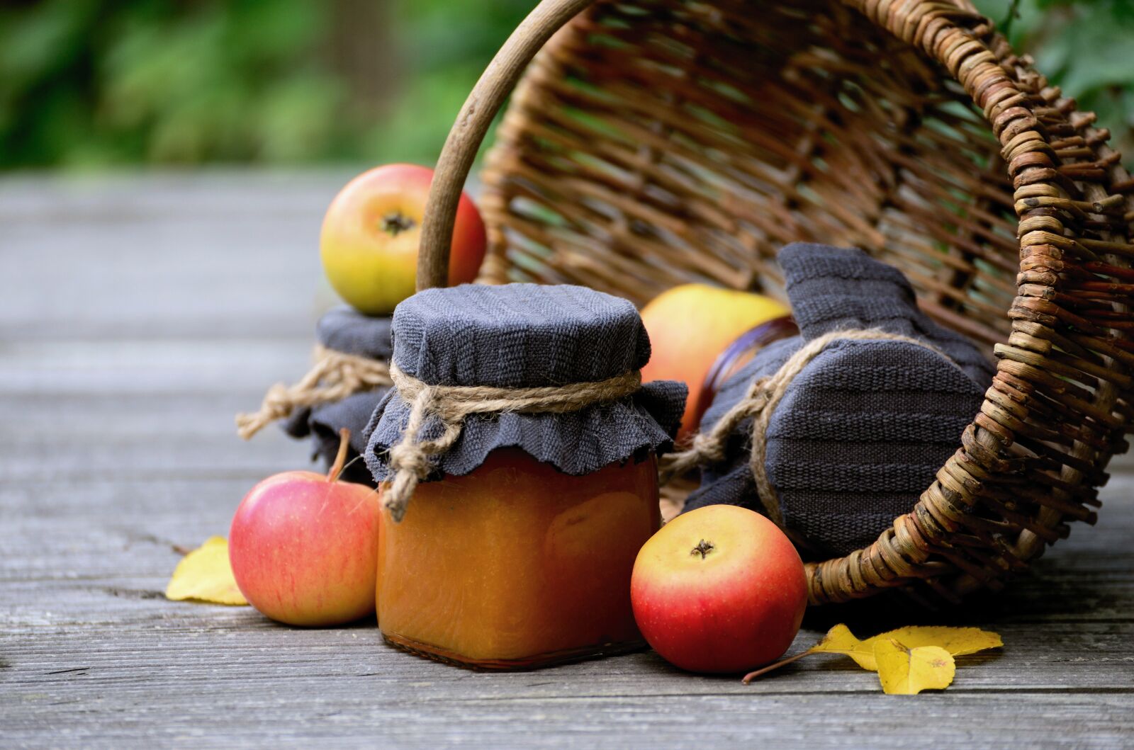 Nikon D610 sample photo. Jam, apple jam, apple photography