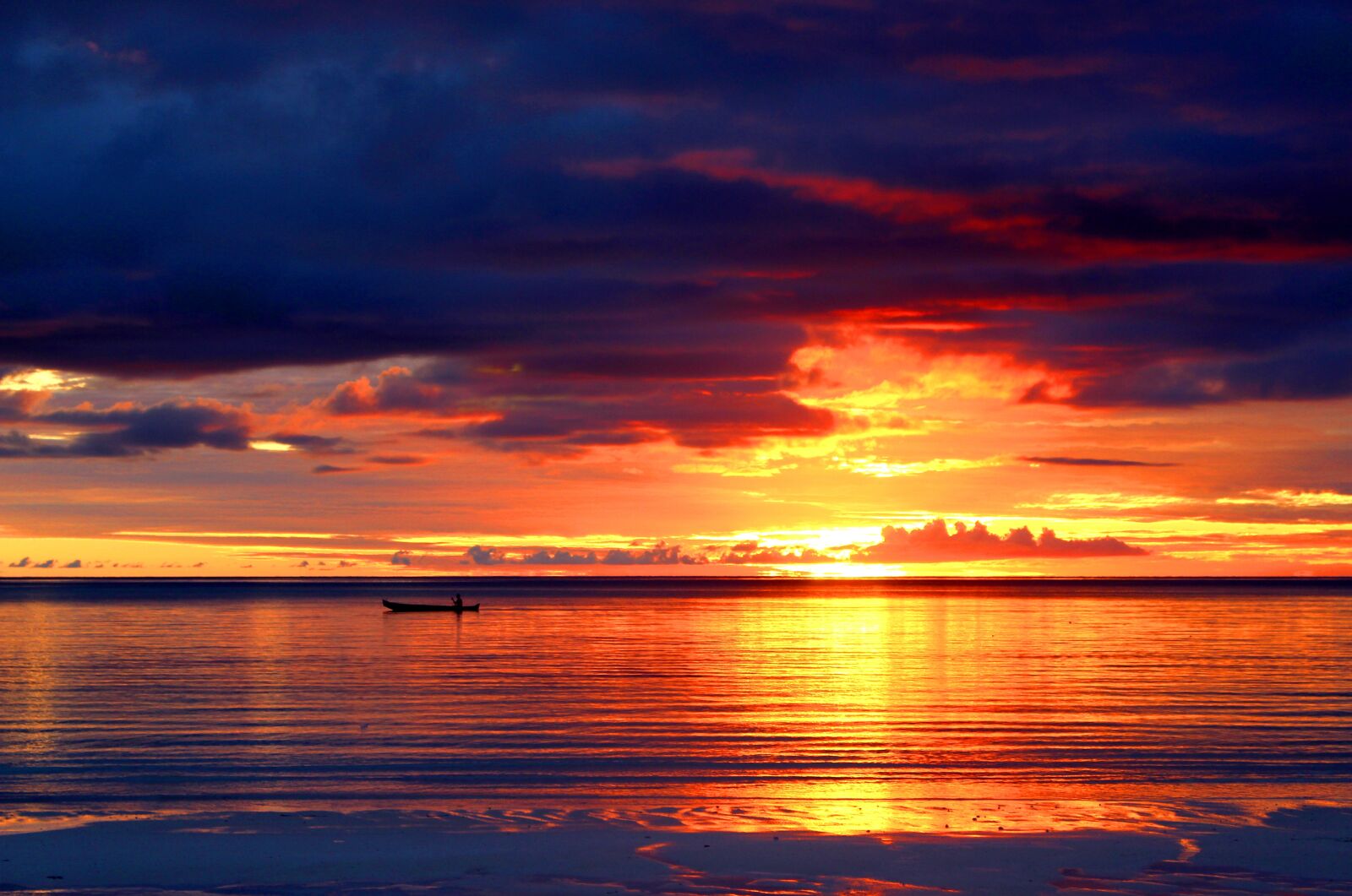 Canon EOS 700D (EOS Rebel T5i / EOS Kiss X7i) sample photo. Sunset, kei islands, the photography