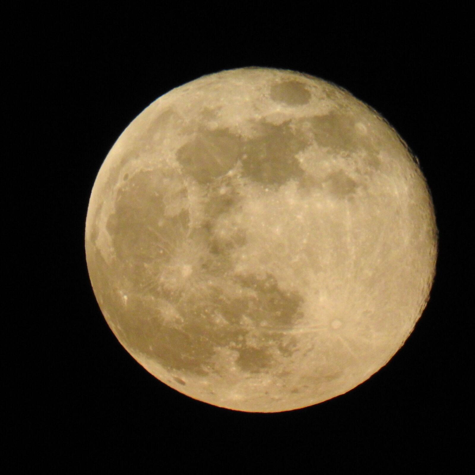 Nikon Coolpix P900 sample photo. Moon, luna, sky photography