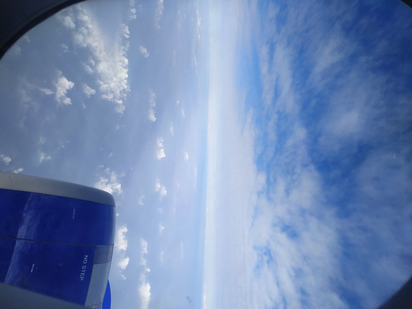 Xiaomi Redmi Note 6 Pro sample photo. Sky, airplane, travel photography