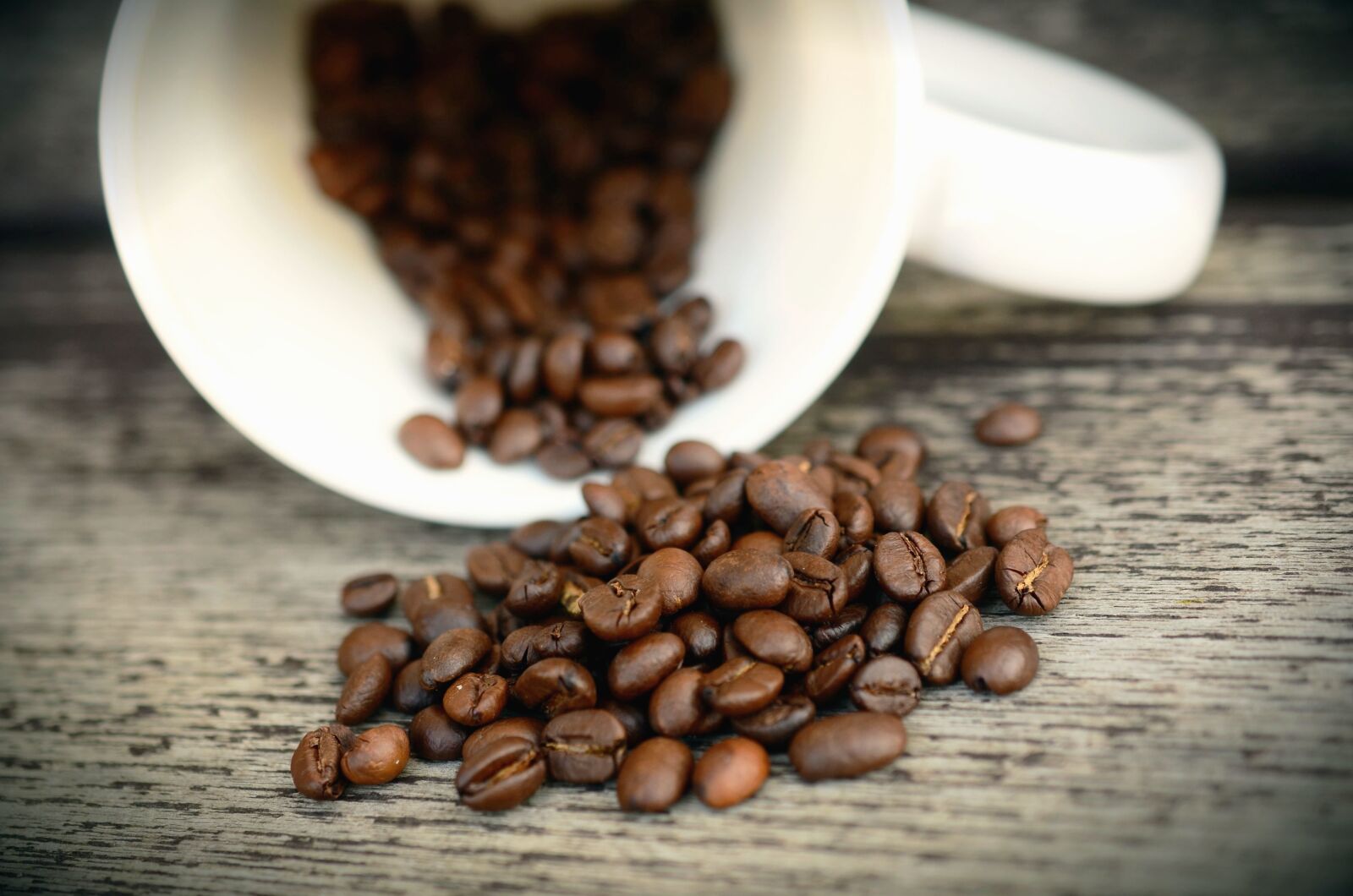 Nikon D5100 sample photo. Cup, coffee, grain, ceramics photography