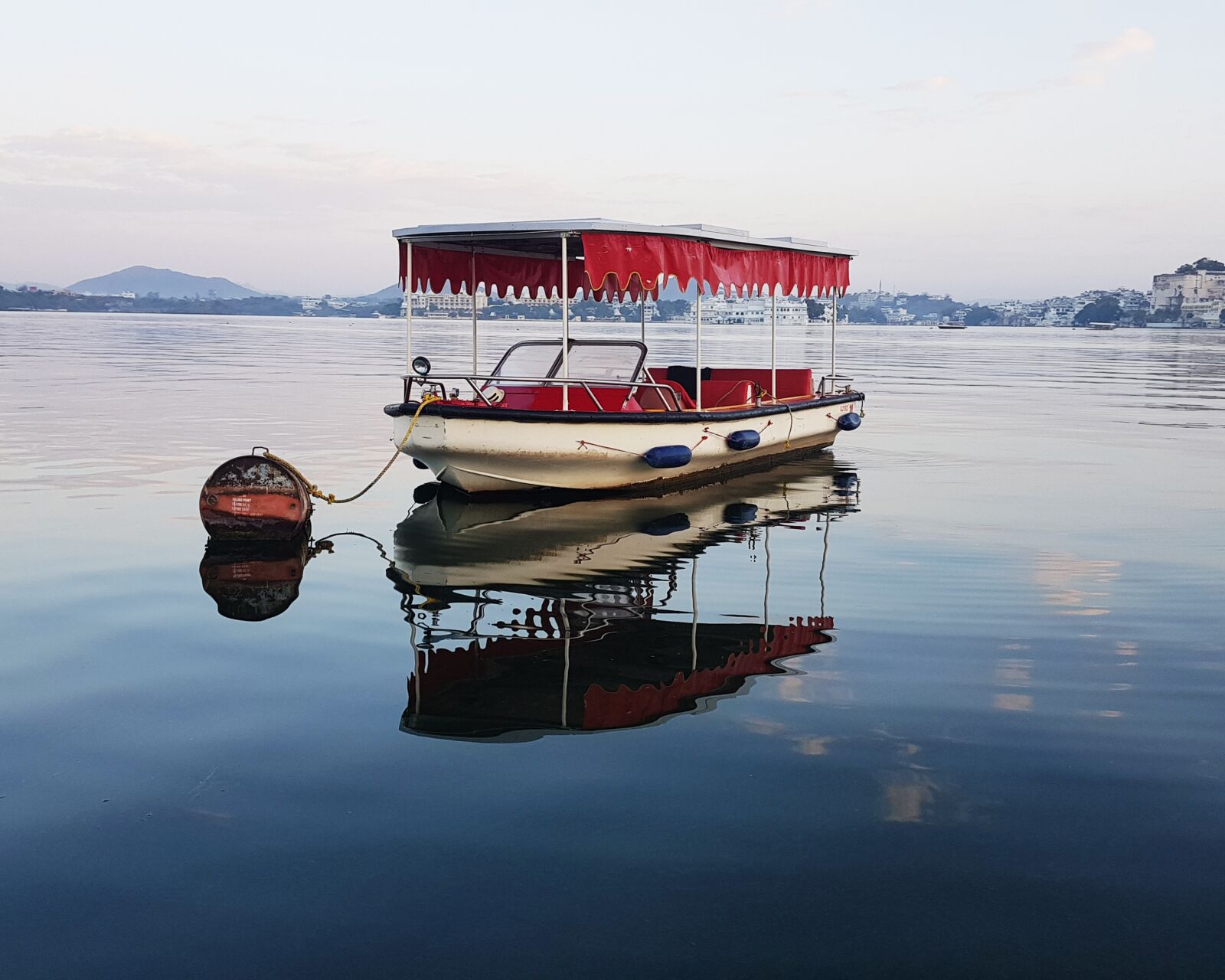 Samsung Galaxy S8+ sample photo. India, udaipur, lake pichola photography