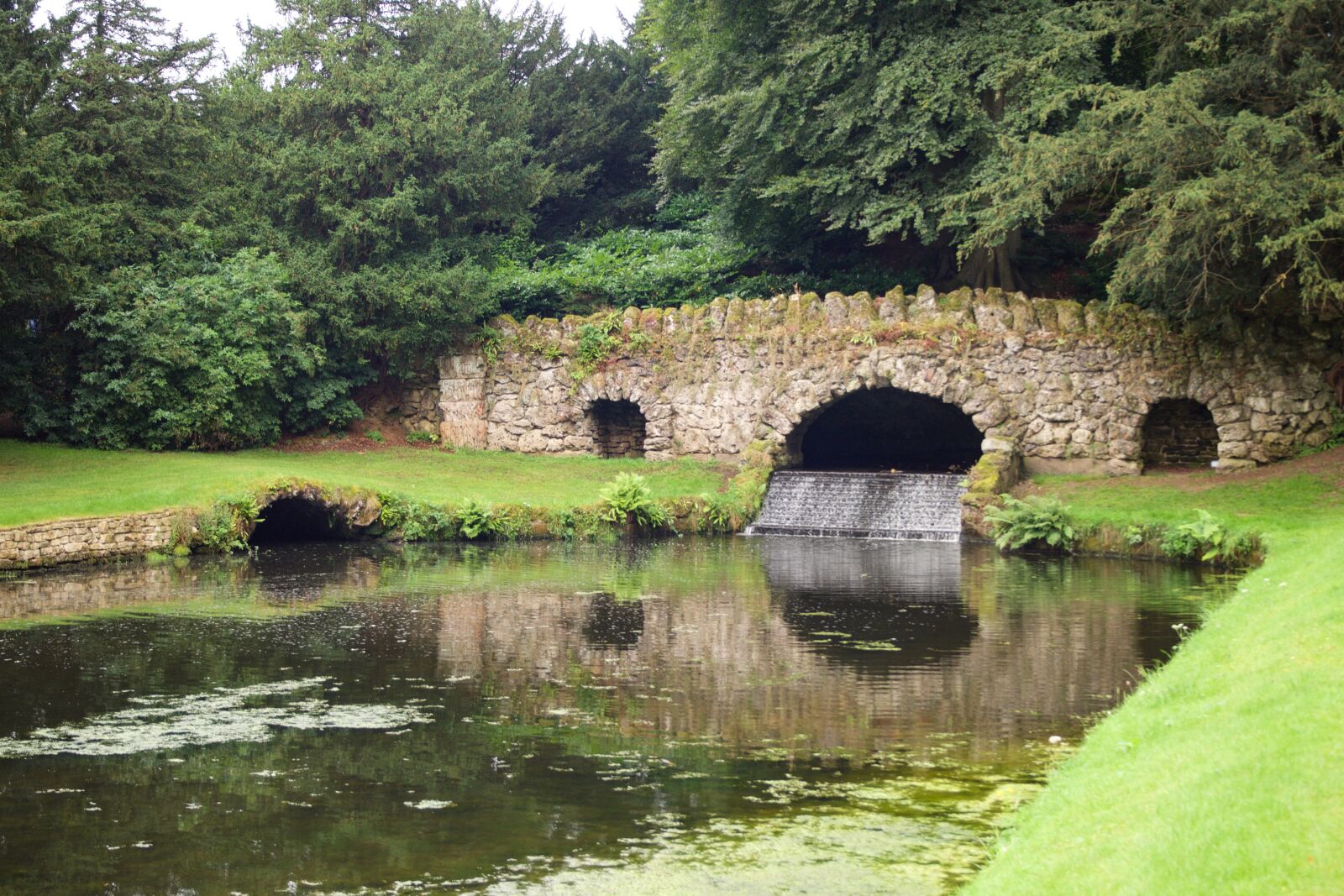 Olympus OM-D E-M10 sample photo. Fountains abbey, water gardens photography