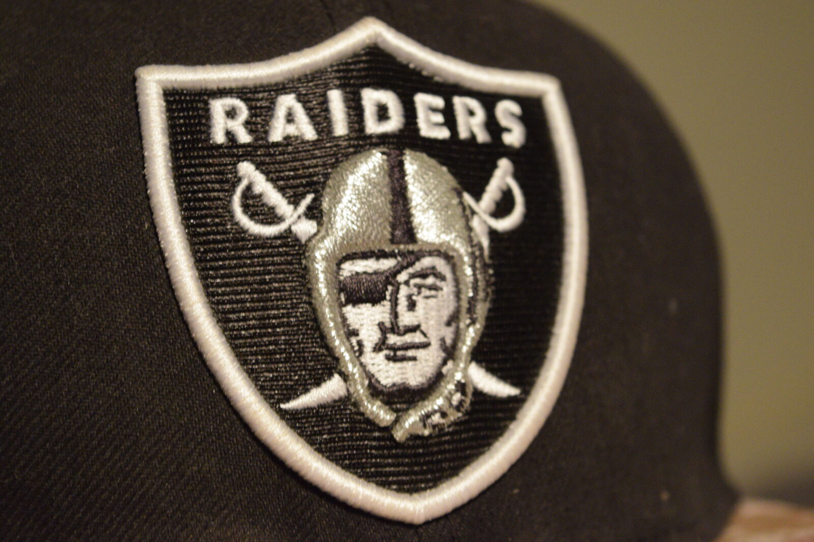 Nikon D3300 sample photo. Oakland, raiders, hat, nikon photography