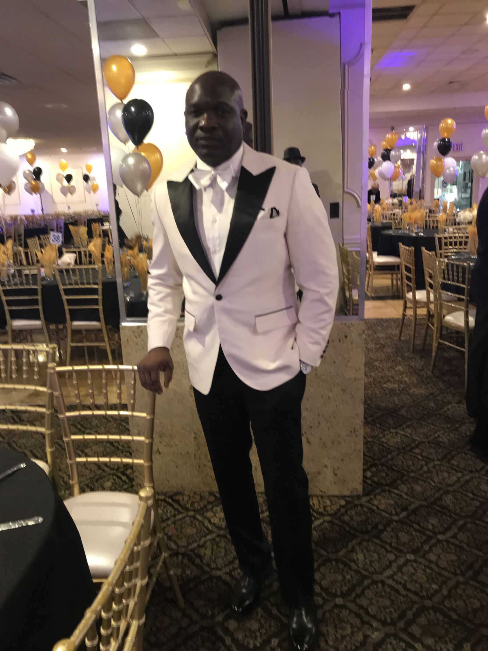 Apple iPhone 7 Plus sample photo. Man, tuxedo, suit photography