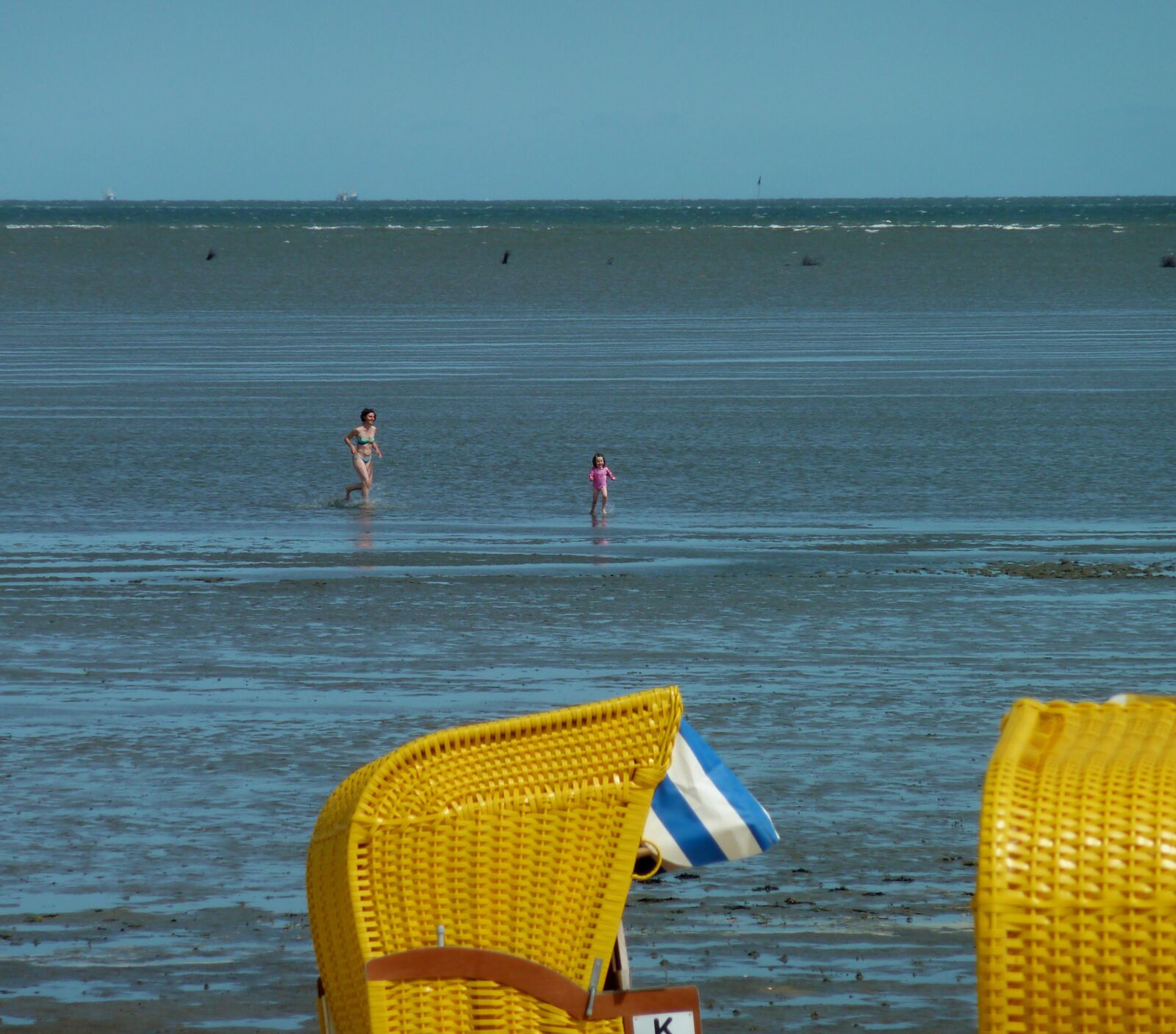 Panasonic DMC-TZ7 sample photo. Beach, most beach, sand photography